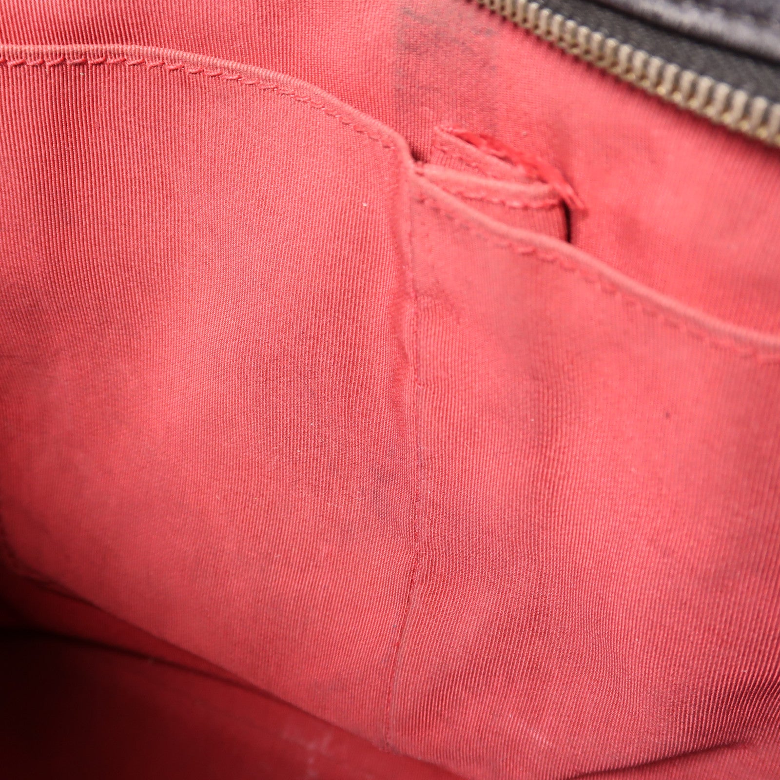 CHANEL 牛皮皮革Gabrielle Large鏈帶肩背袋