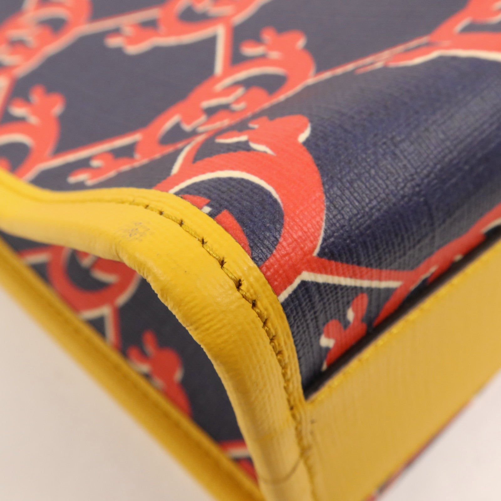 GUCCI 塗層帆布Childrens銀扣手挽袋