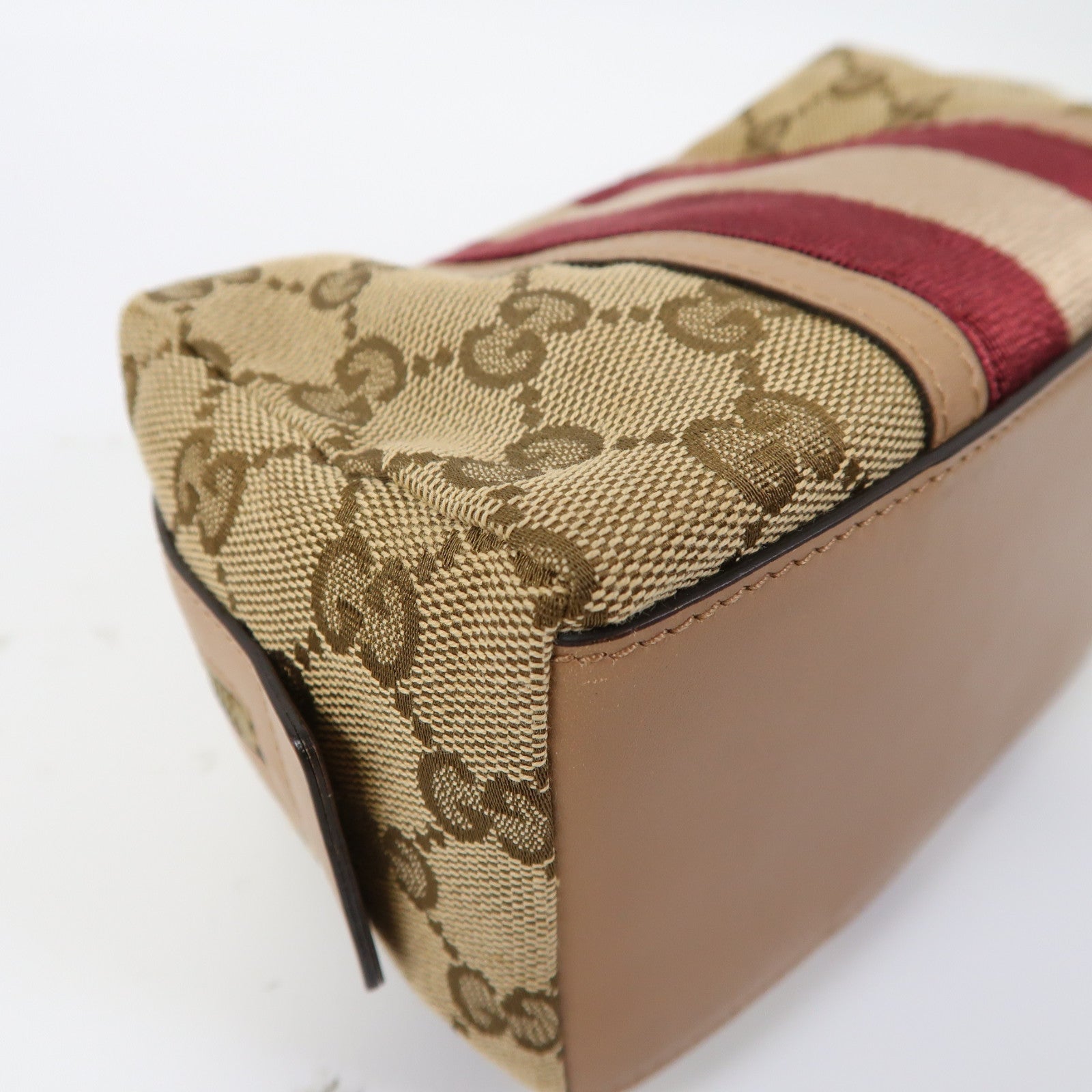 GUCCI 帆布Pouch金扣手拿包米色