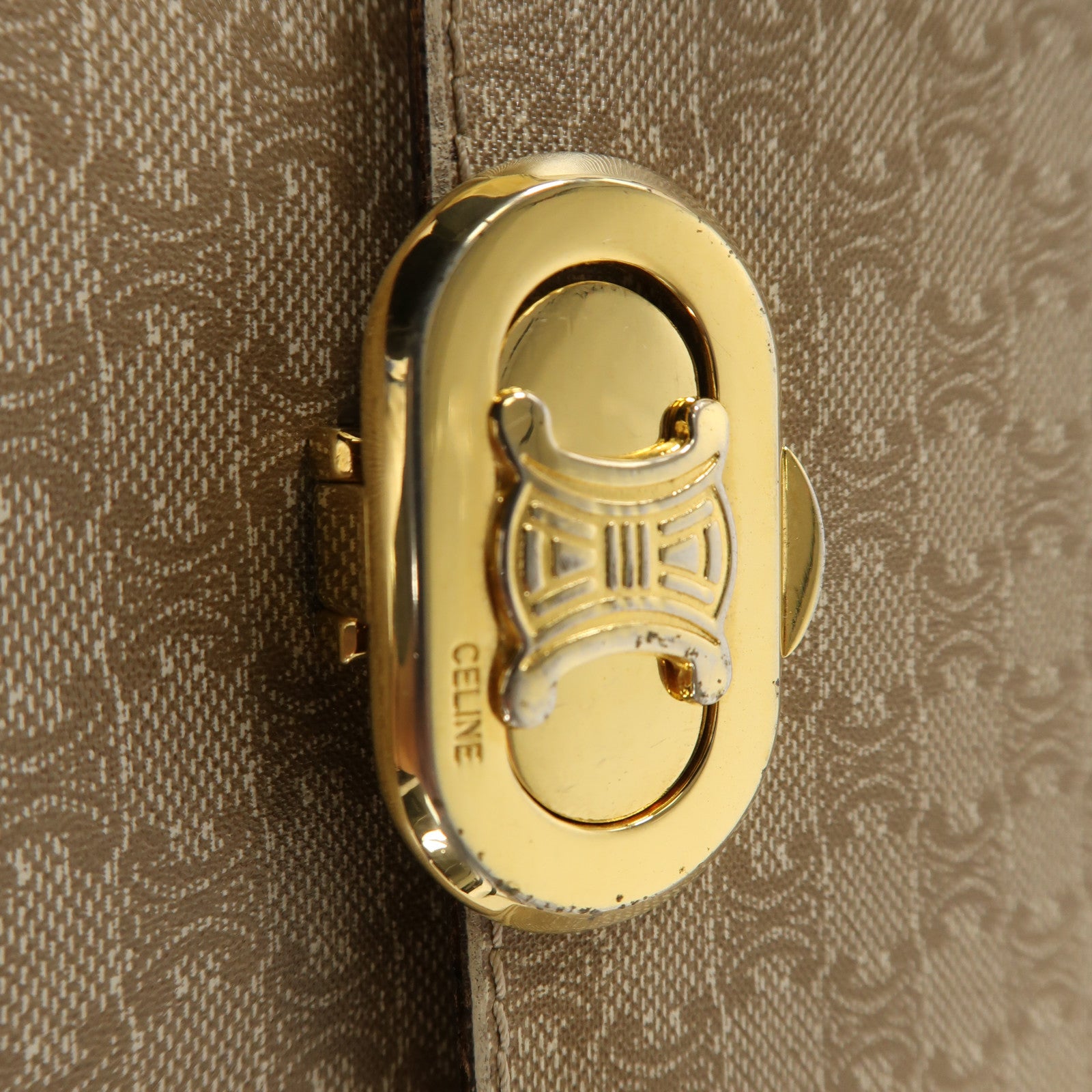 CELINE 牛皮皮革Vintage Crossbody Bag金扣肩背袋