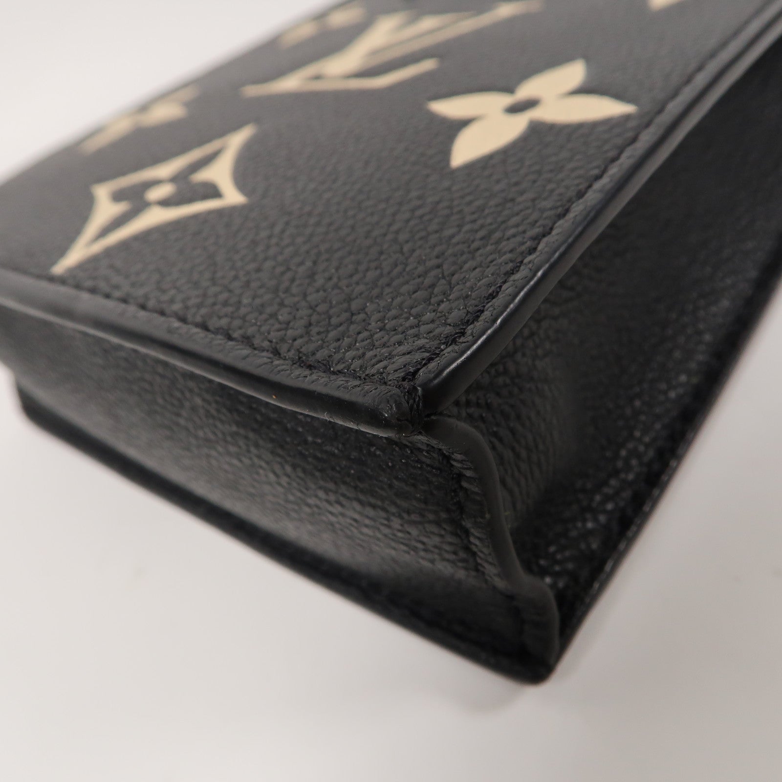 LOUIS VUITTON Monogram Empreinte Petit SAC Plat金扣手挽肩背兩用袋黑色