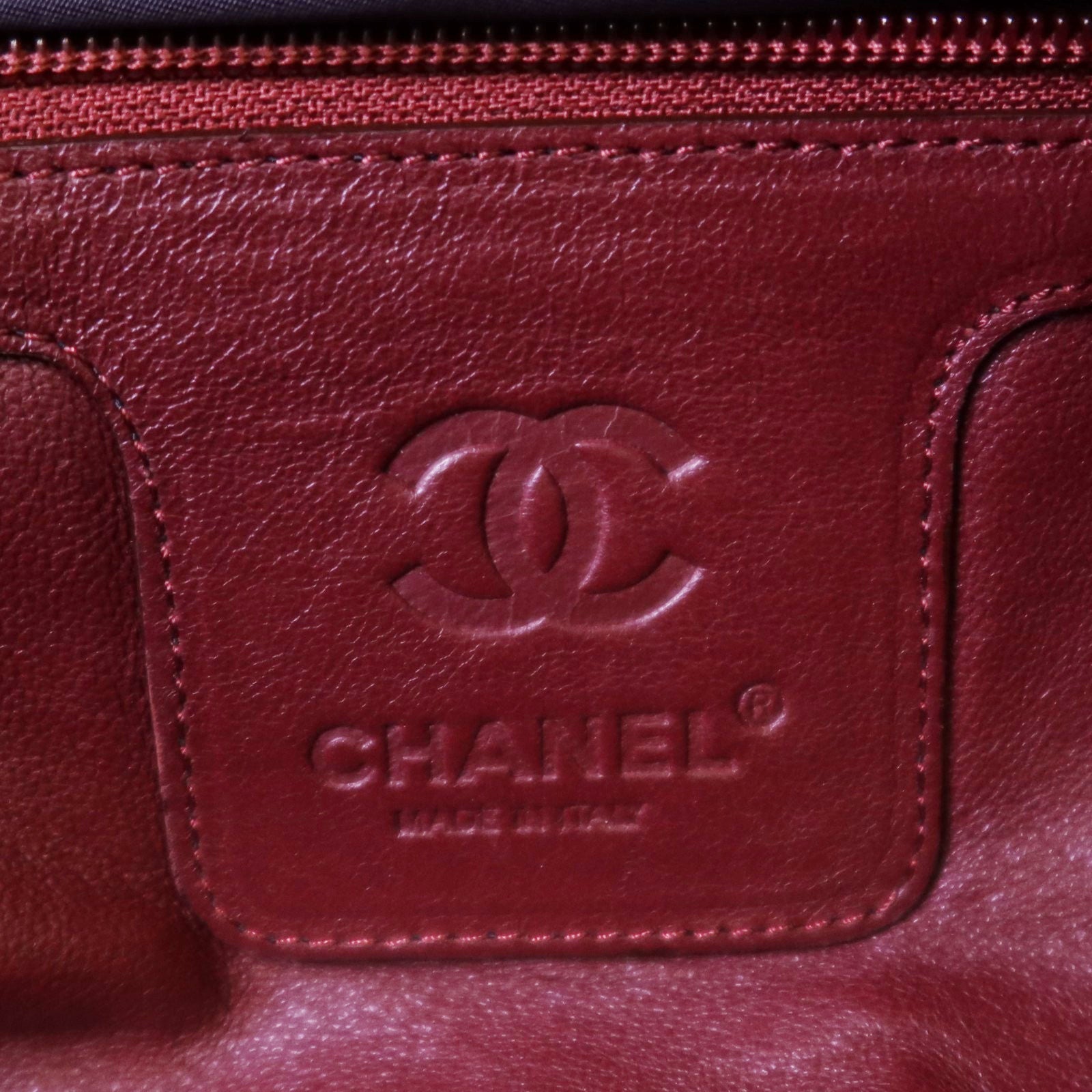 CHANEL 牛皮皮革Coco Cocoon銀扣肩背袋