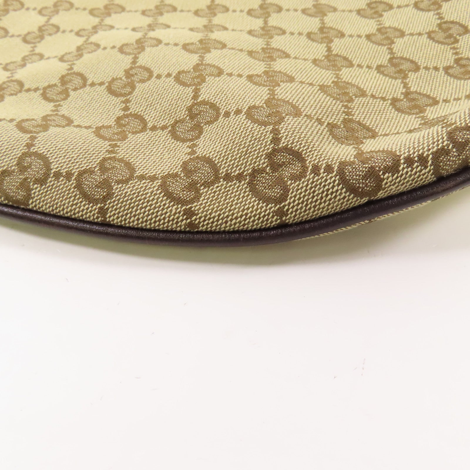 GUCCI 帆布Shoulder Bag金扣肩背袋