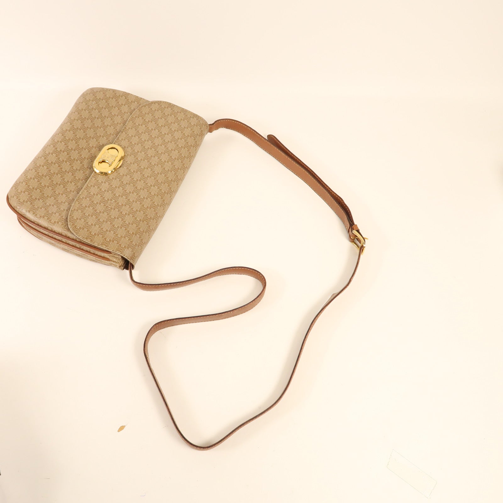 CELINE 牛皮皮革Vintage Crossbody Bag金扣肩背袋
