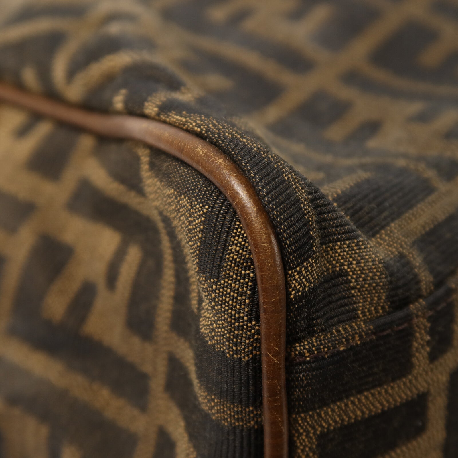 FENDI 帆布Shoulder Bag肩背袋