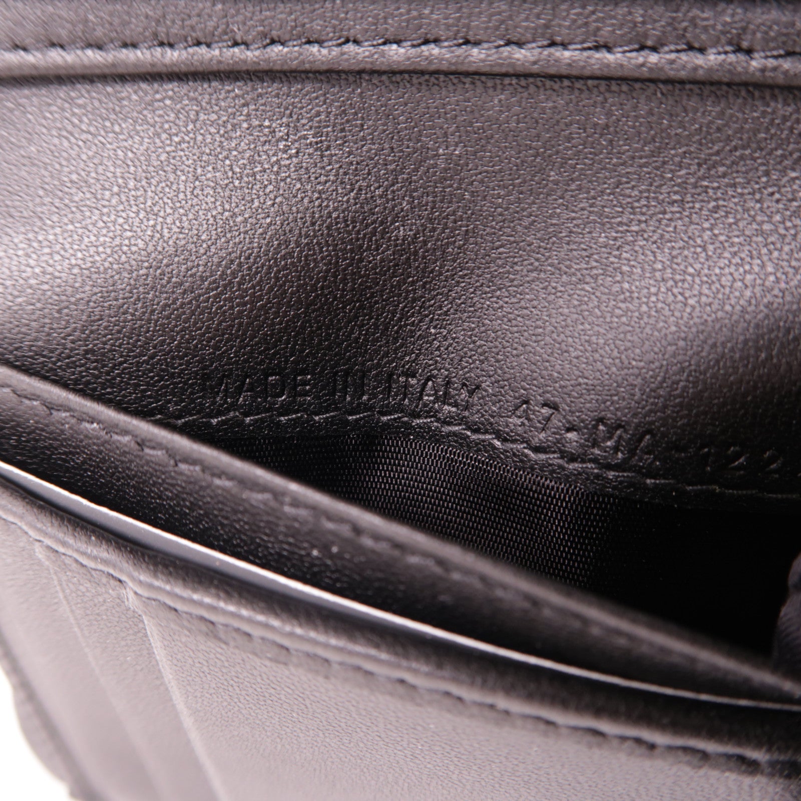 Dior 牛皮皮革Caro Scarlet金扣錢包