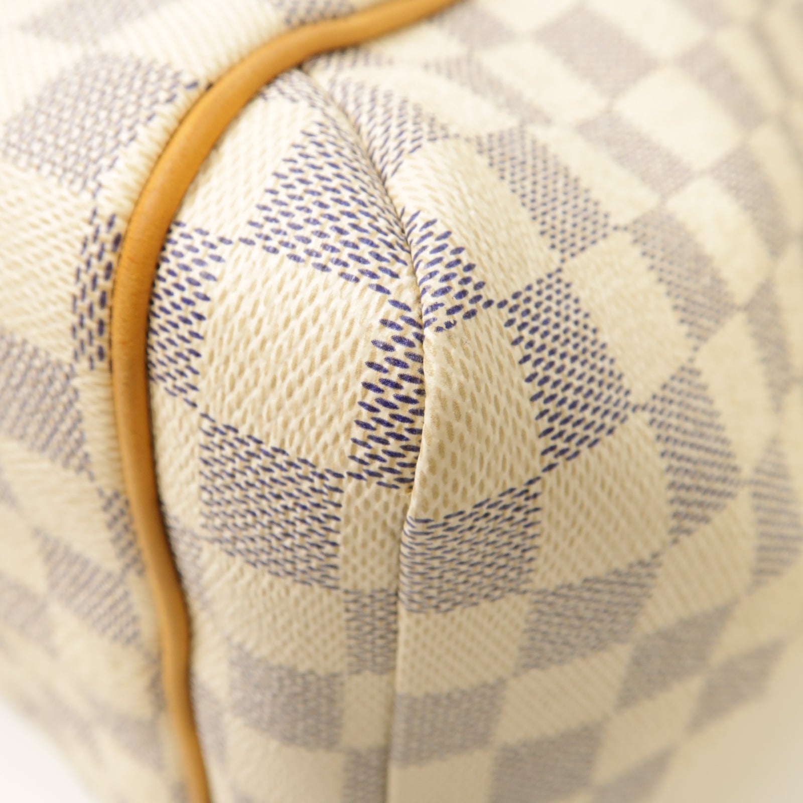 LOUIS VUITTON 【激減優惠】Damier Azur Totally MM銀扣手挽袋白色