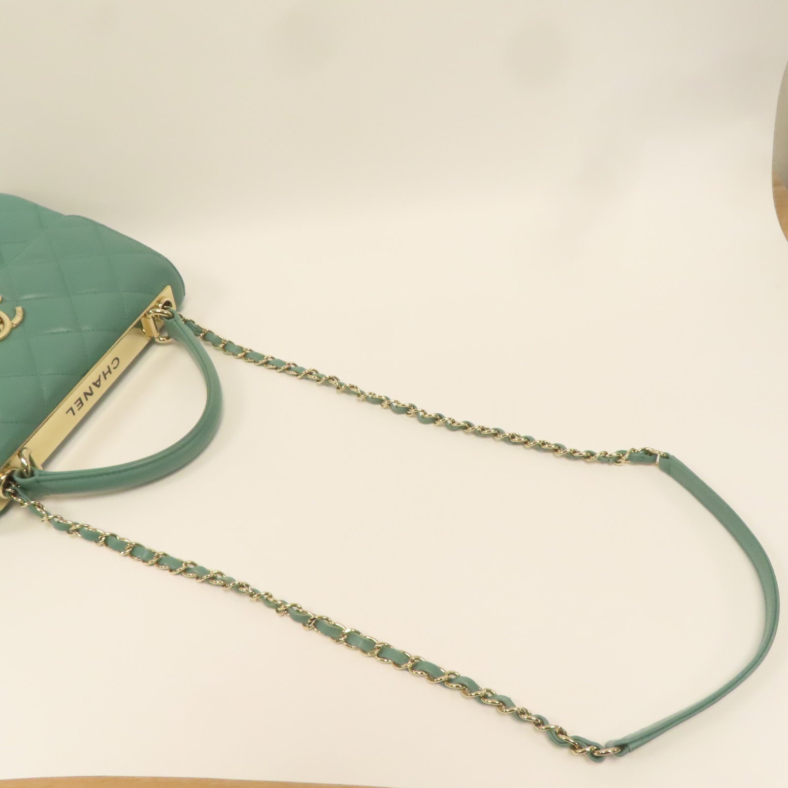 CHANEL 【激減優惠】菱格羊皮皮革Trendy CC Top Handle金扣手挽肩背兩用袋綠色