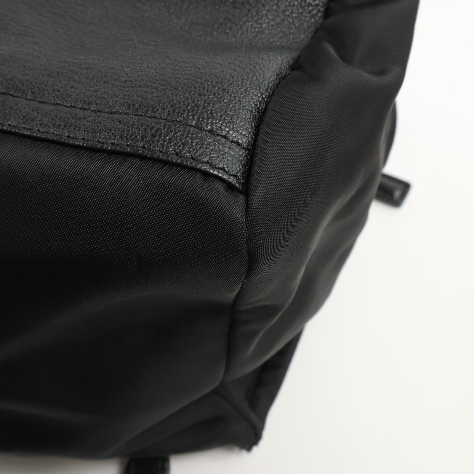 GIVENCHY 牛皮皮革/尼龍Pandora Bag肩背袋