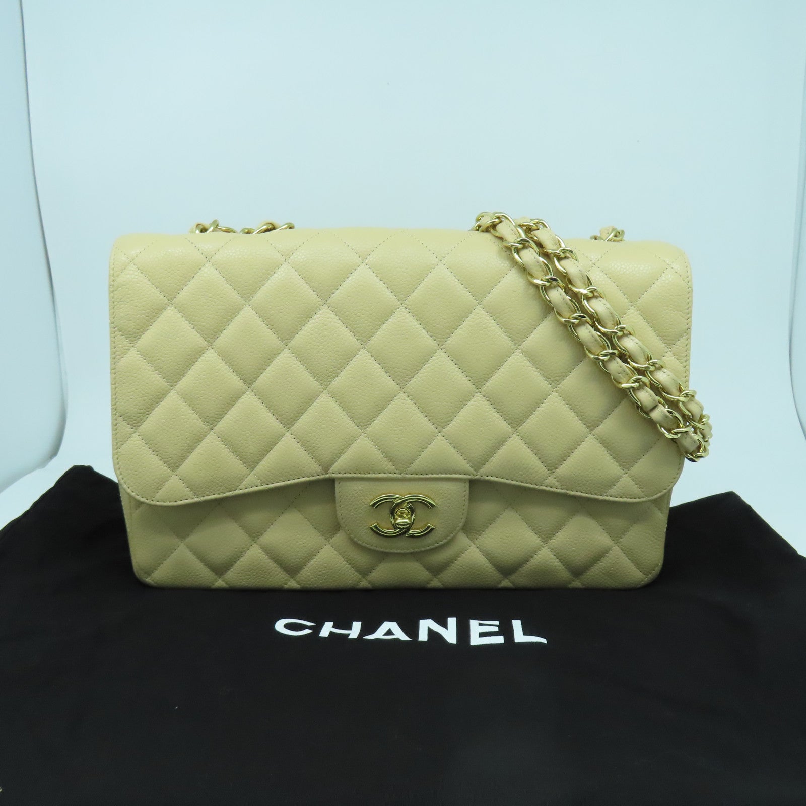 CHANEL 【清倉大減價】菱格Caviar皮革Jumbo金扣鏈帶肩背袋米色