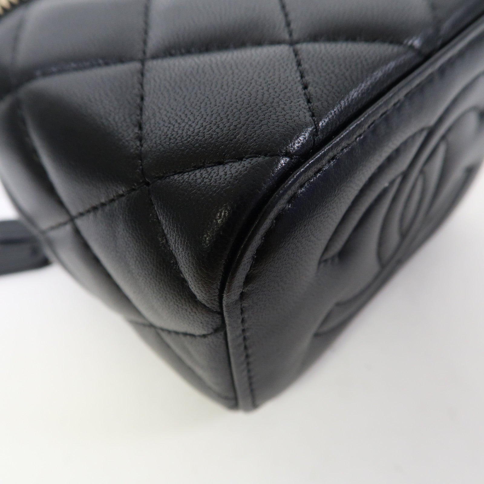 CHANEL 菱格羊皮皮革Vanity Case銀扣鏈帶肩背袋黑色