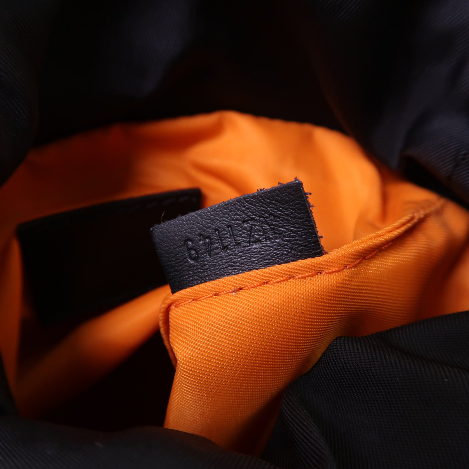 LOUIS VUITTON Monogram Shadow Chalk Nano肩背袋