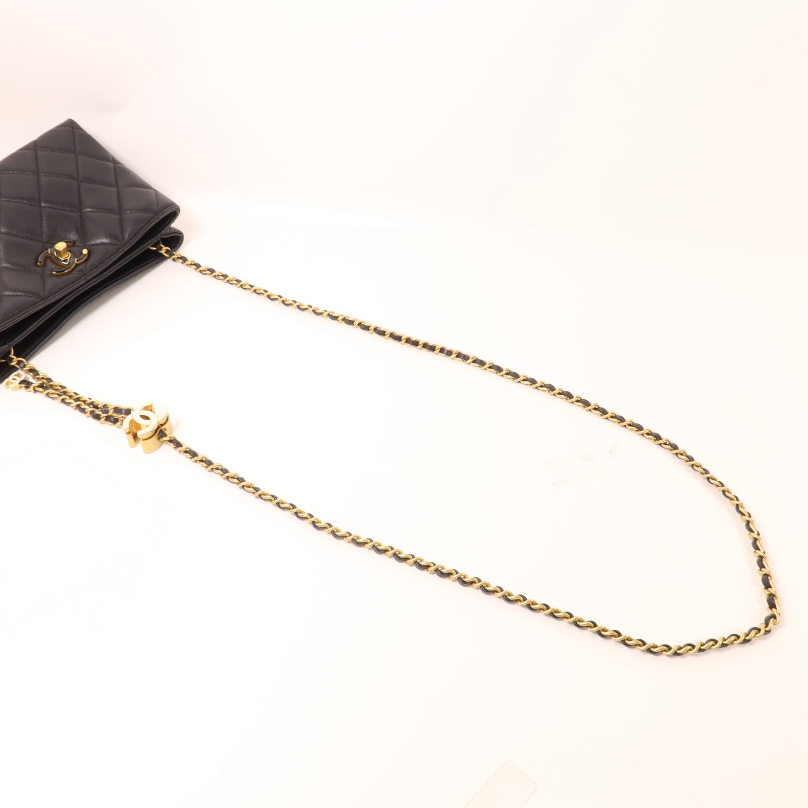 CHANEL 羊皮皮革Mini Hobo Bag鏈帶肩背袋