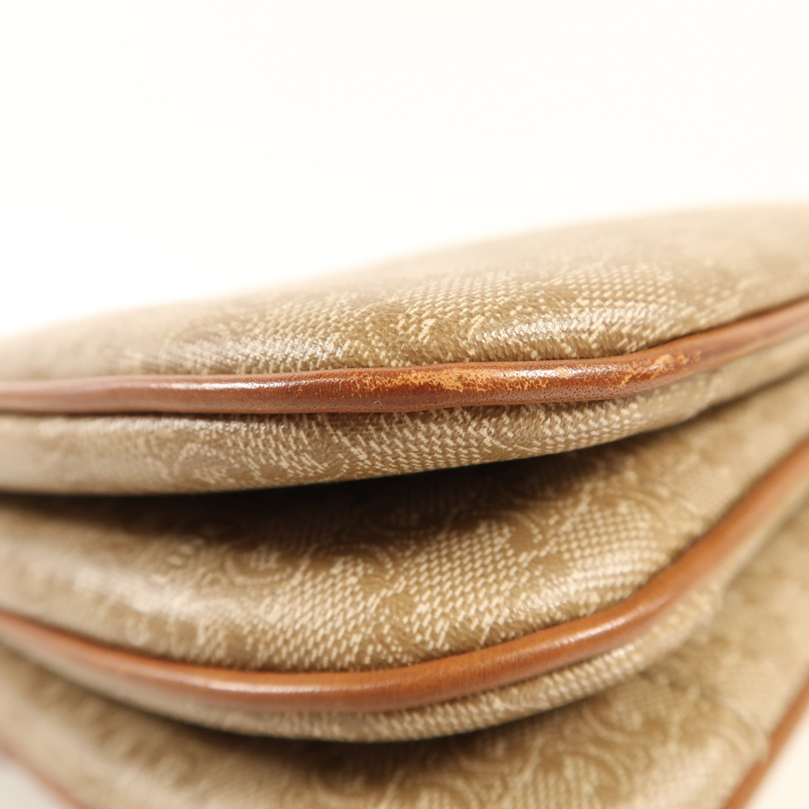 CELINE 牛皮皮革Vintage Crossbody Bag金扣肩背袋