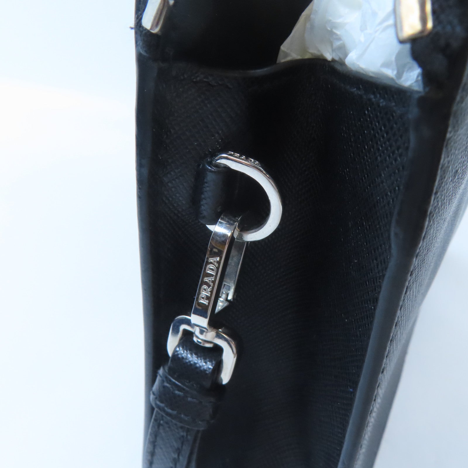 PRADA 牛皮皮革Travel Clutch銀扣手拿包黑色