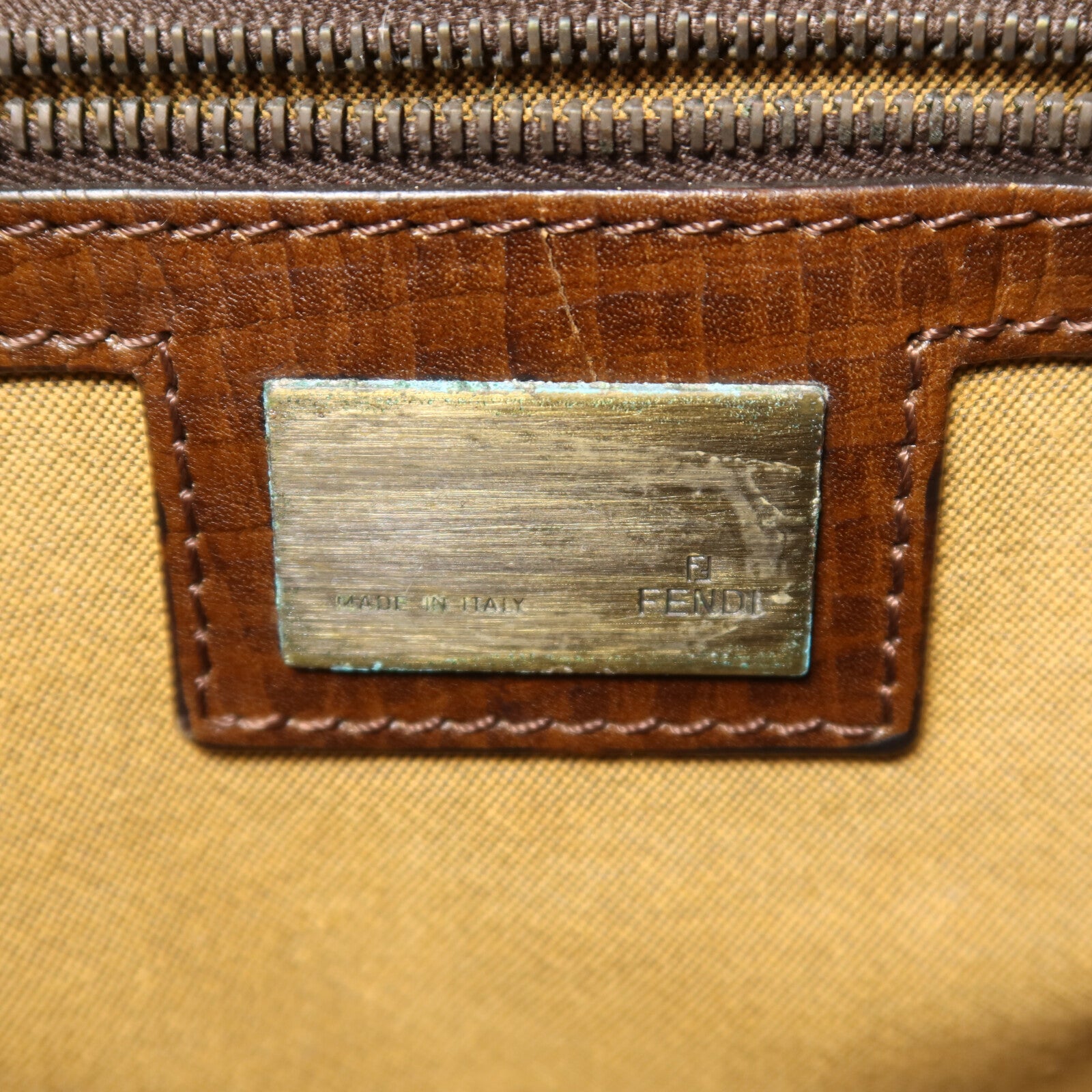 FENDI 帆布Shoulder Bag肩背袋