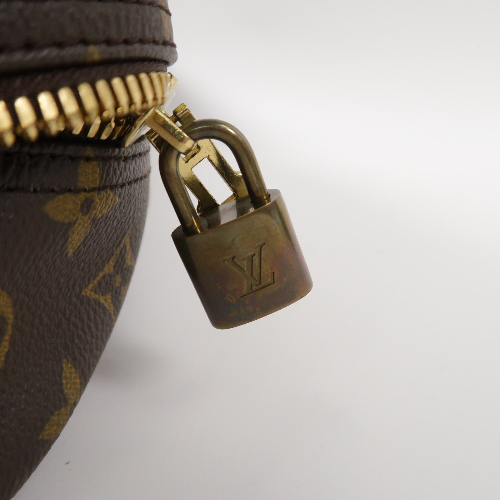 LOUIS VUITTON Monogram Travel Bag手挽肩背兩用袋
