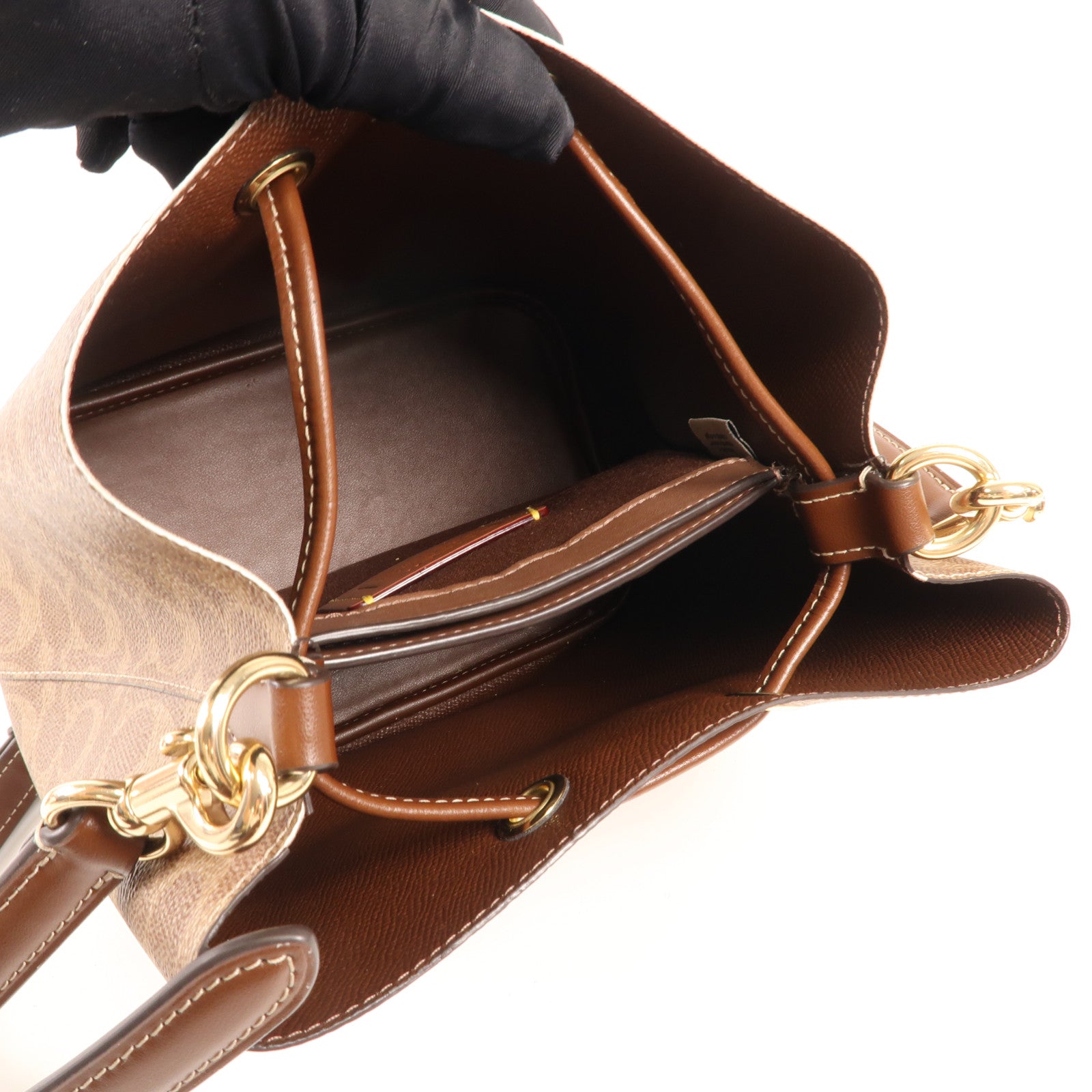 COACH 塗層帆布Bucket Bag金扣肩背袋