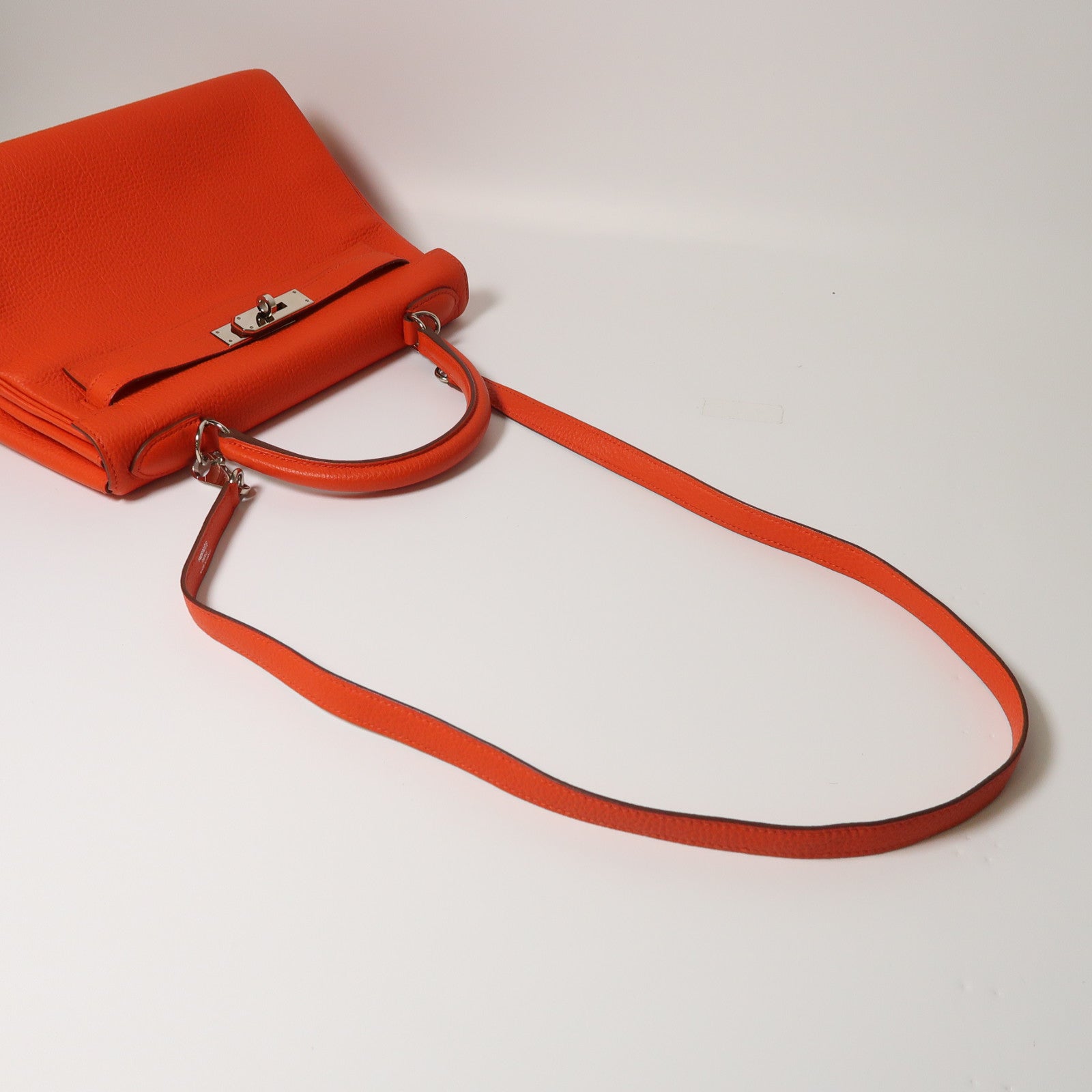 HERMES Togo皮革Kelly 28銀扣手挽肩背兩用袋Rouge Tomate紅色