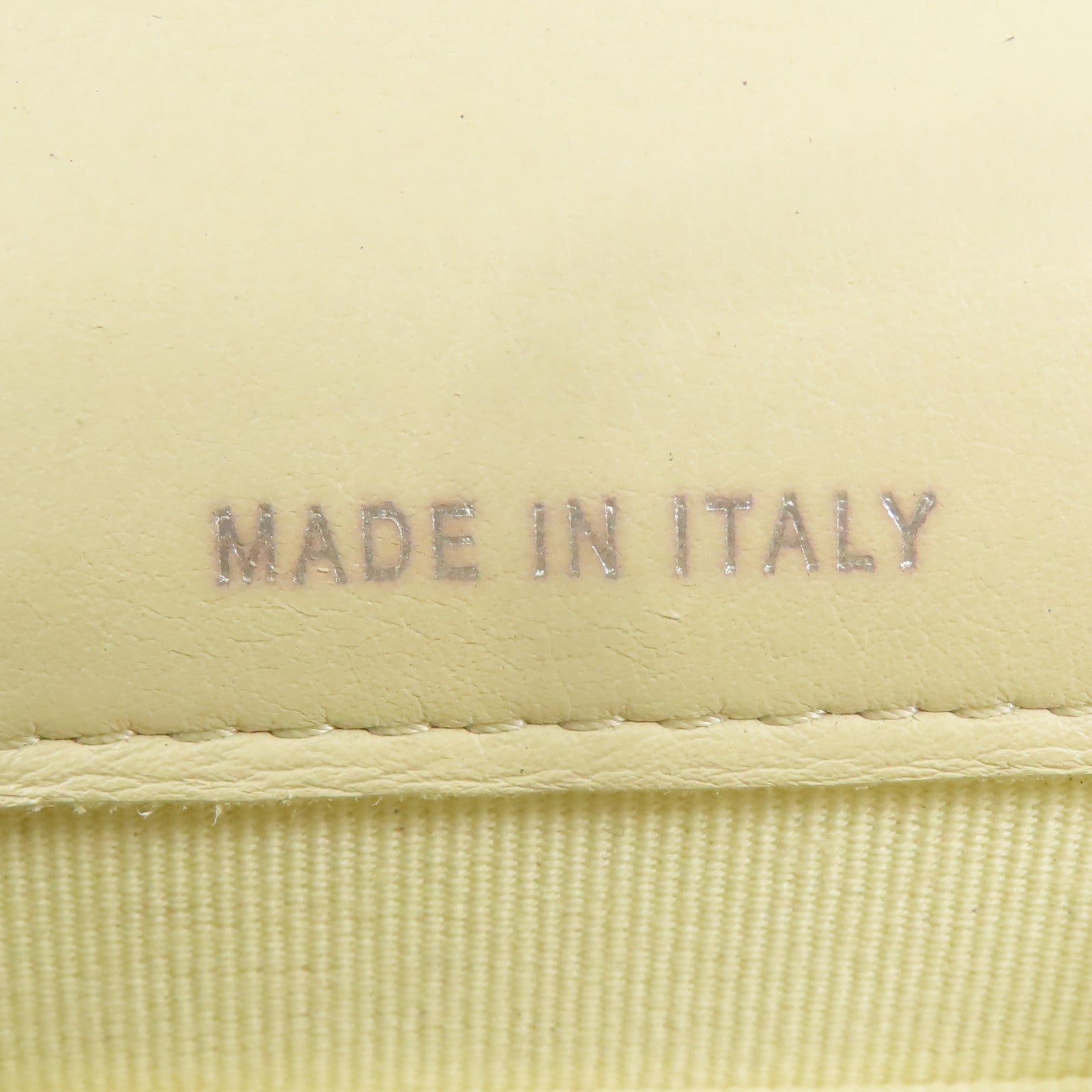 CHANEL 牛皮皮革Shoulder Bag銀扣鏈帶肩背袋