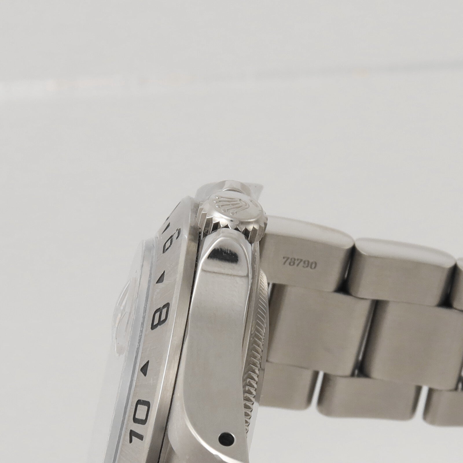 ROLEX Explorer II M16570