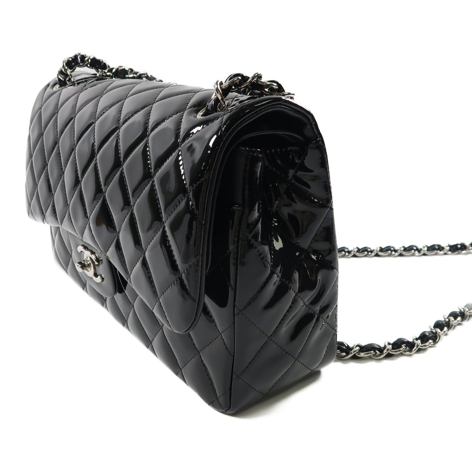 CHANEL 菱格漆皮皮革Classic Jumbo銀扣鏈帶肩背袋黑色