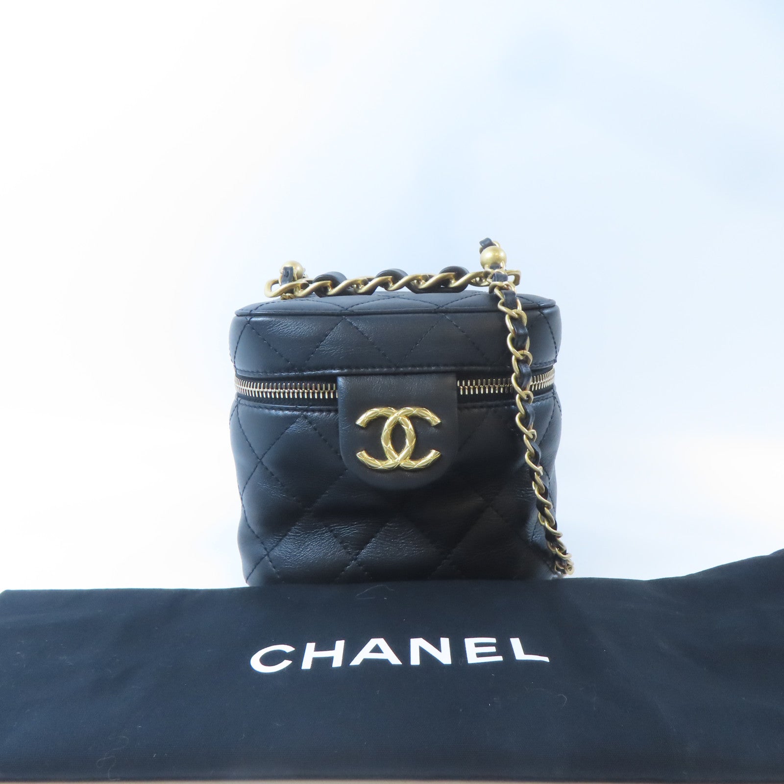 CHANEL 【激減優惠】菱格牛皮皮革Vanity Case金扣手挽肩背兩用袋黑色