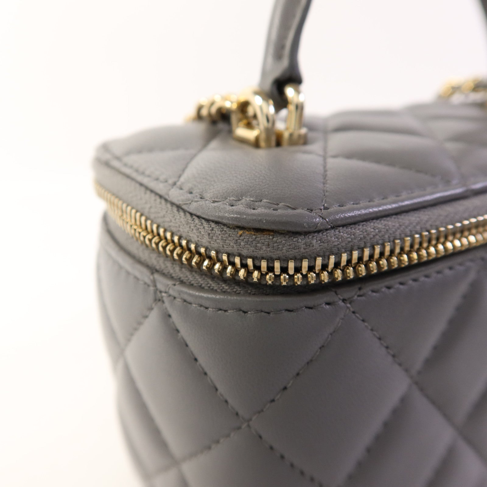 CHANEL 羊皮皮革Vanity Case金扣手挽肩背兩用袋