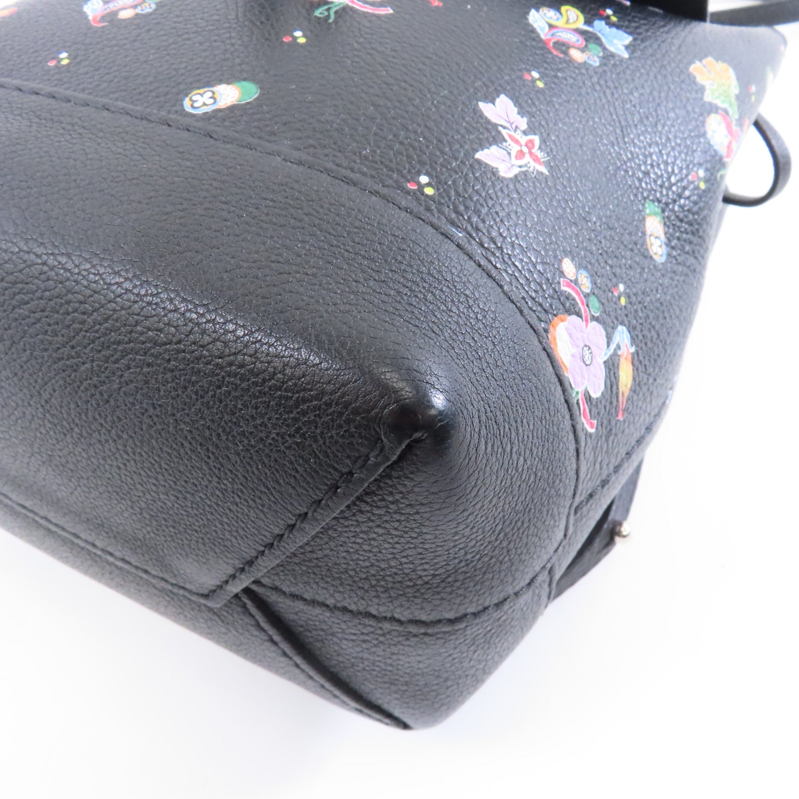 LOUIS VUITTON 牛皮皮革Lock Me Backpack Mini銀扣背包背包