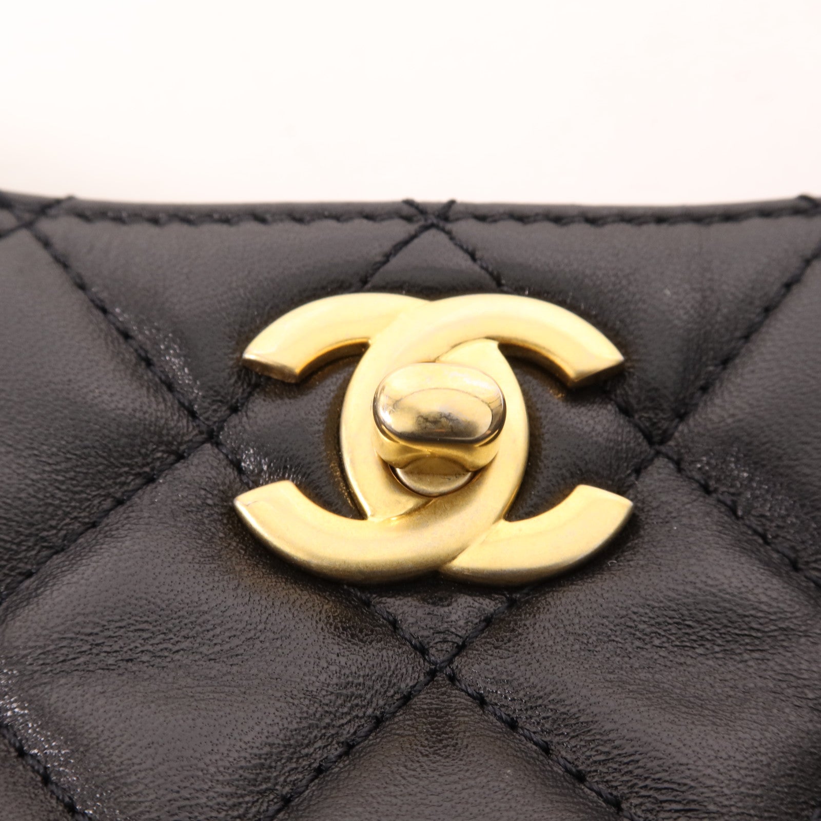 CHANEL 羊皮皮革Matelasse Small金扣鏈帶肩背袋