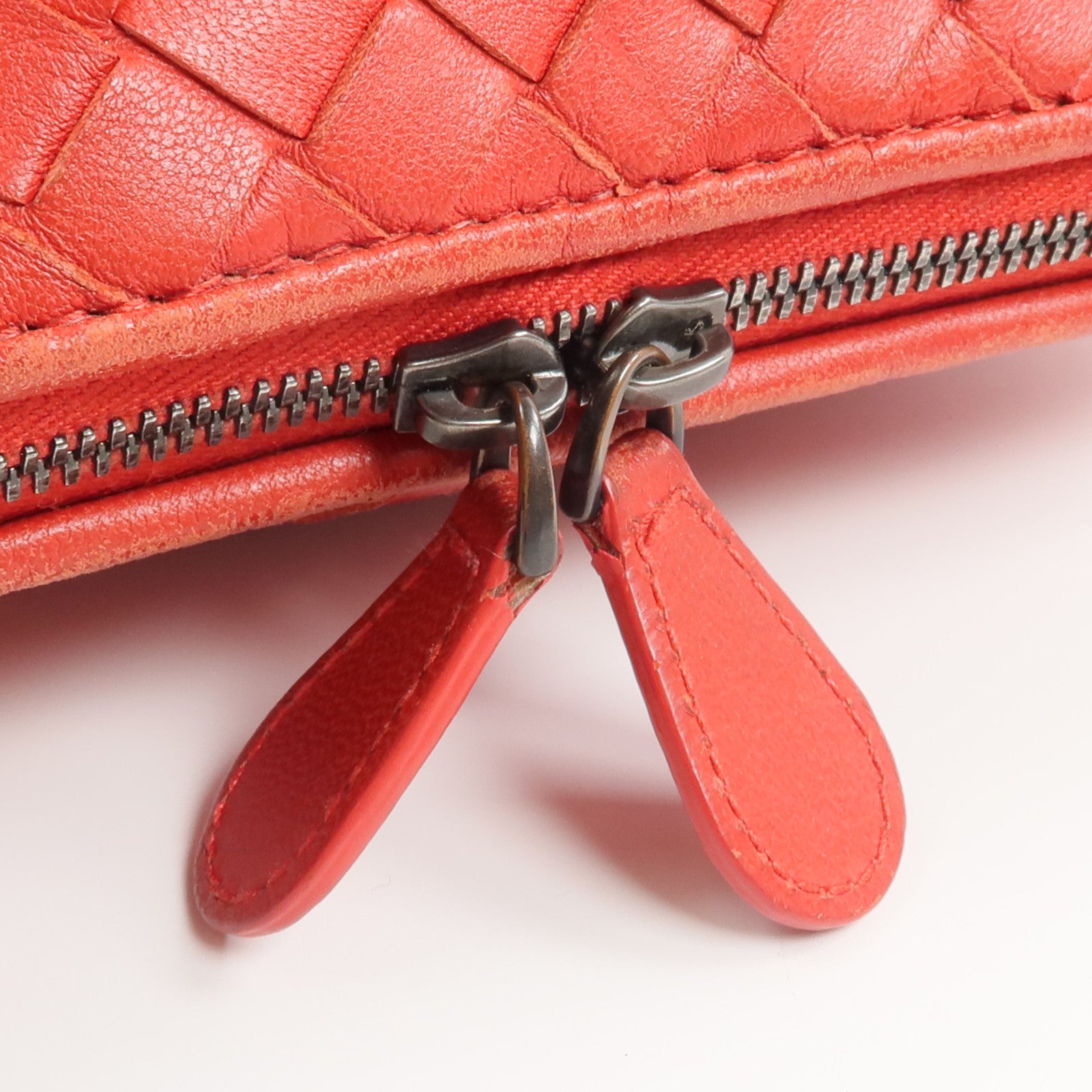 BOTTEGA VENETA 羊皮皮革lntrecciato Pouch手拿包