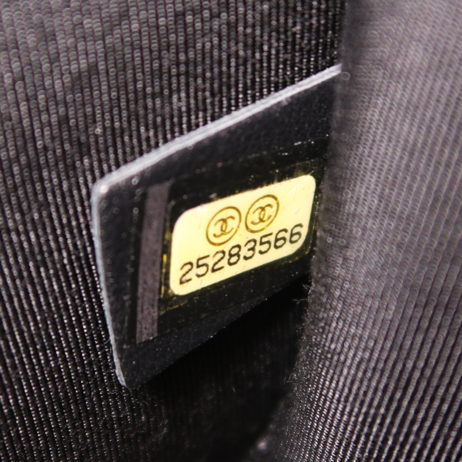 CHANEL 牛皮皮革Chain Shoulder銀扣鏈帶肩背袋