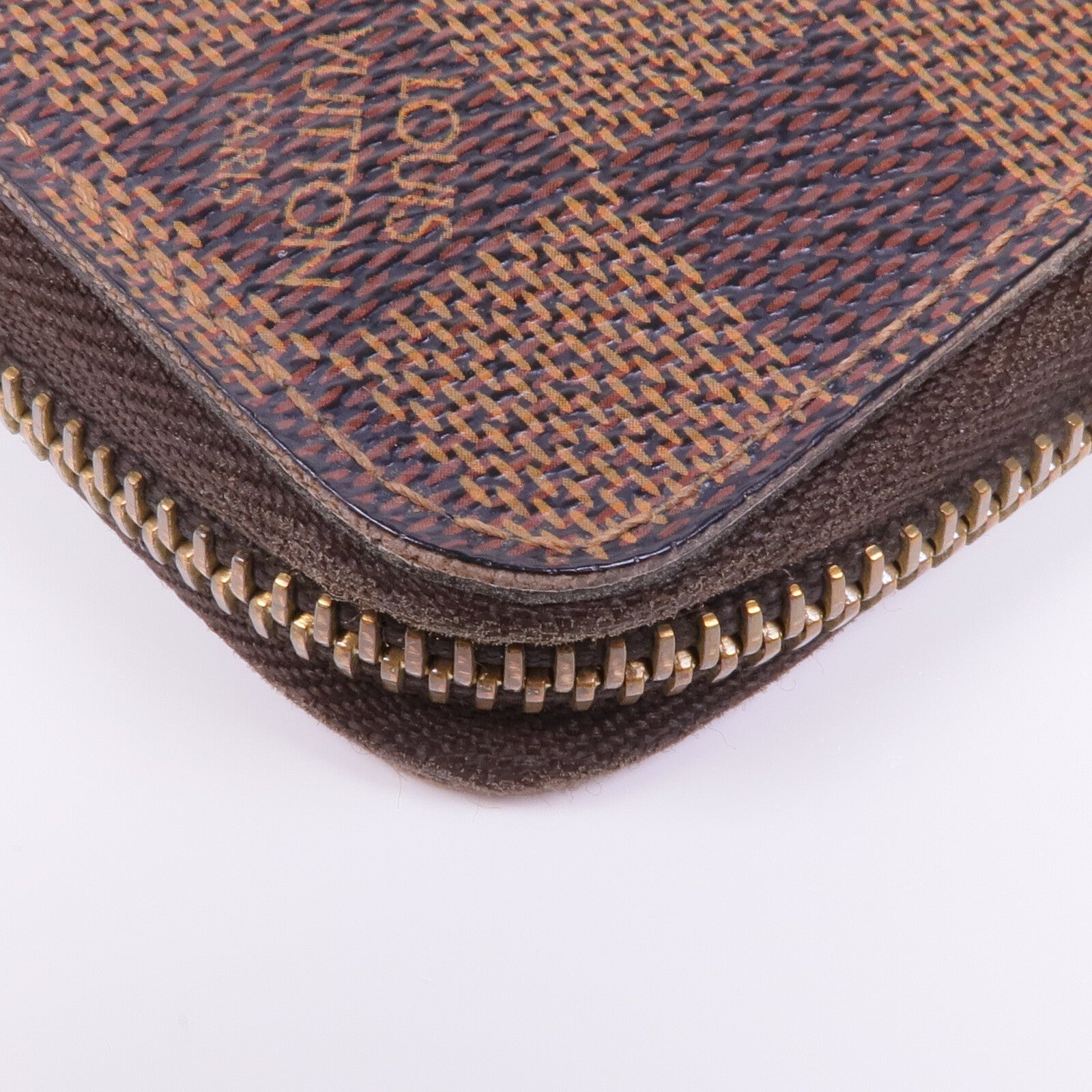 LOUIS VUITTON Damier Zippy Wallet長錢包