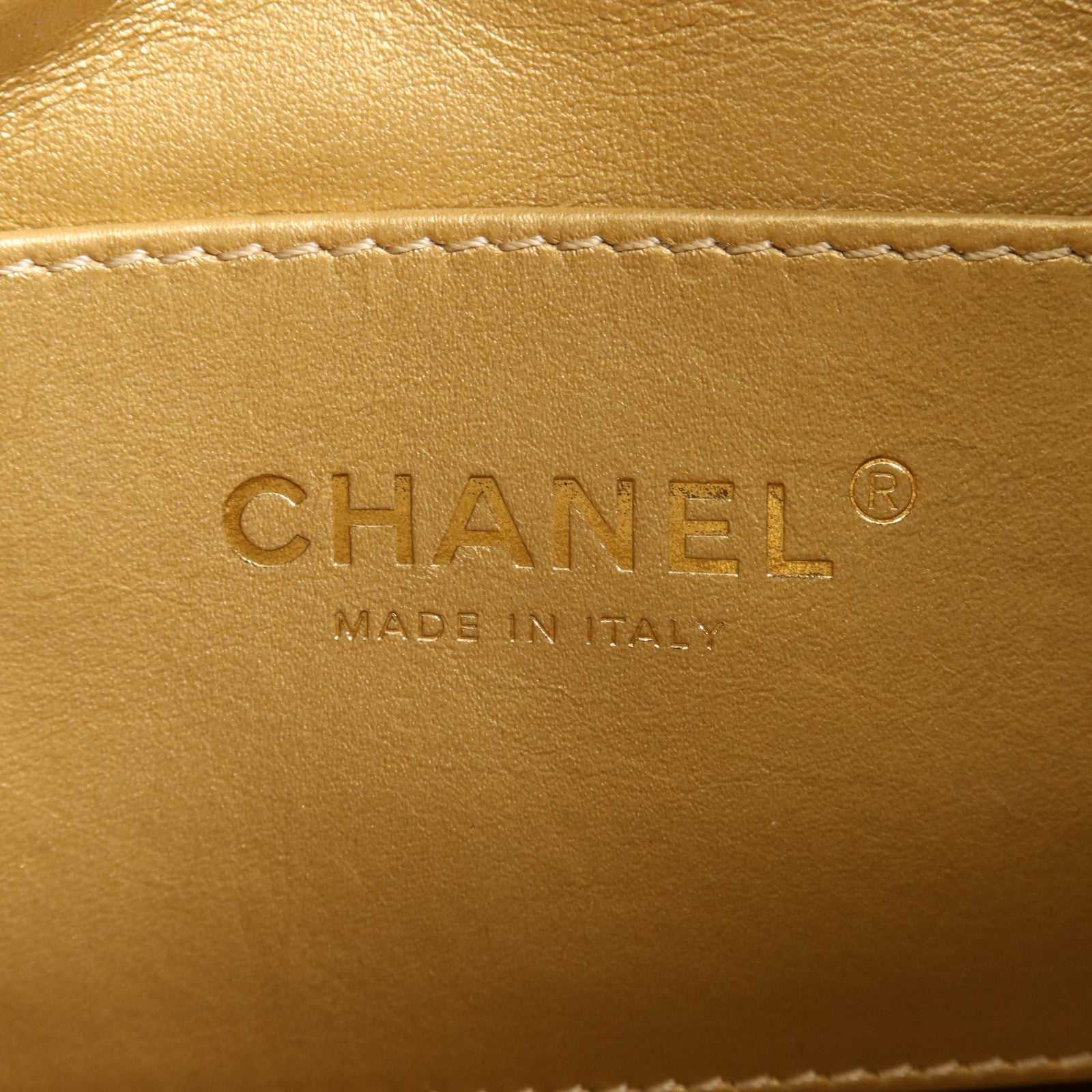 CHANEL 羊皮皮革Matelasse Small金扣鏈帶肩背袋