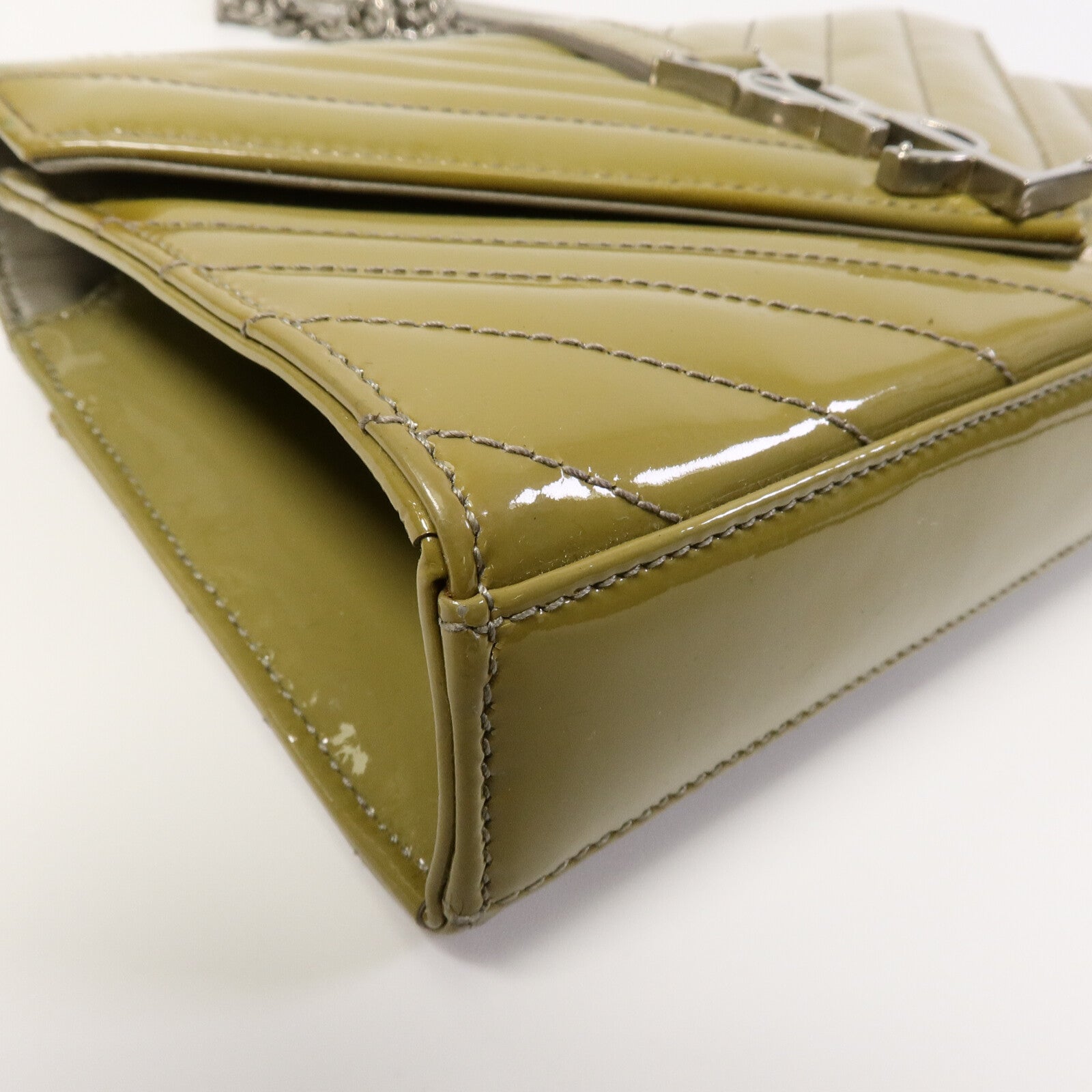 YVES SAINT LAURENT 漆皮皮革Shoulder Bag鏈帶肩背袋