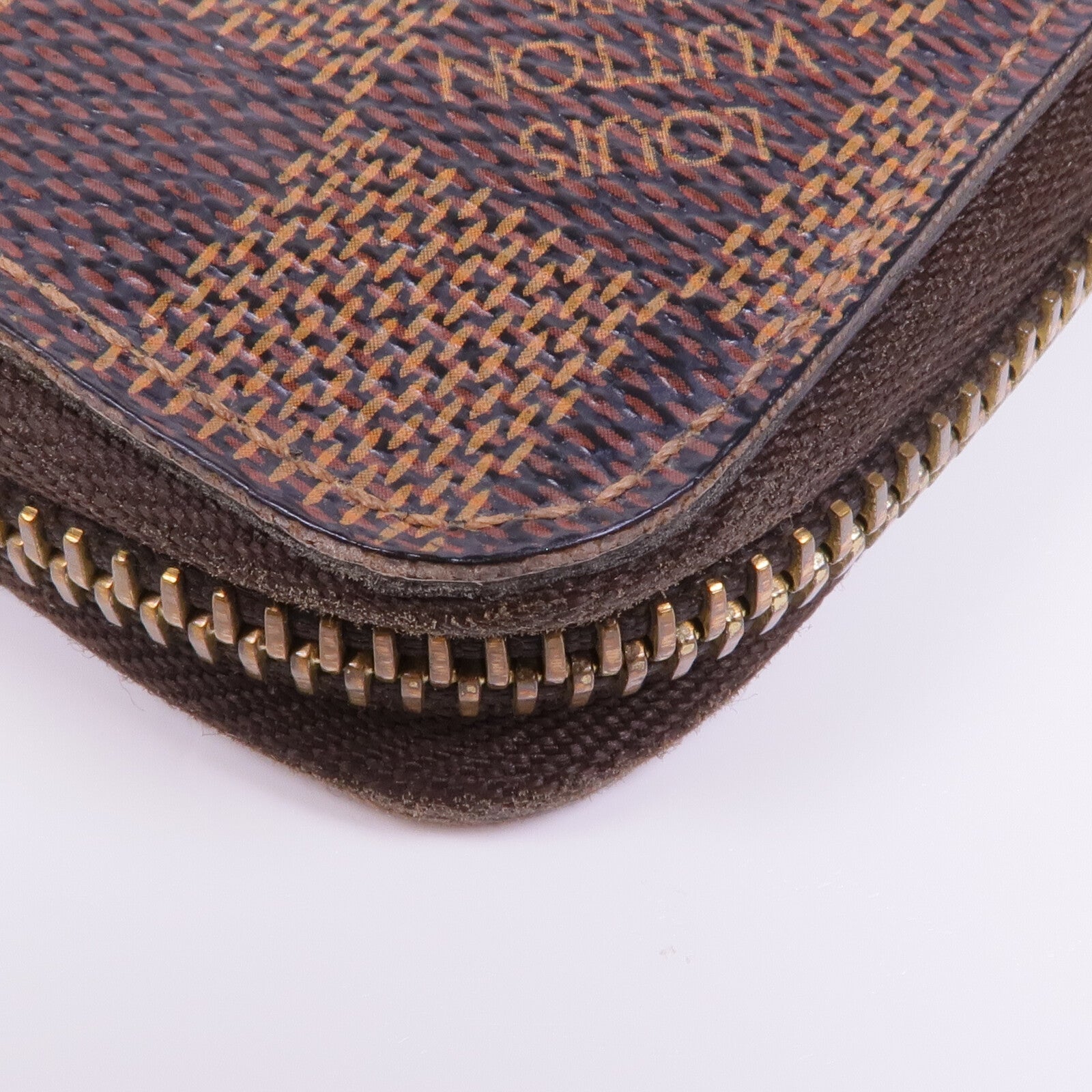 LOUIS VUITTON Damier Zippy Wallet長錢包