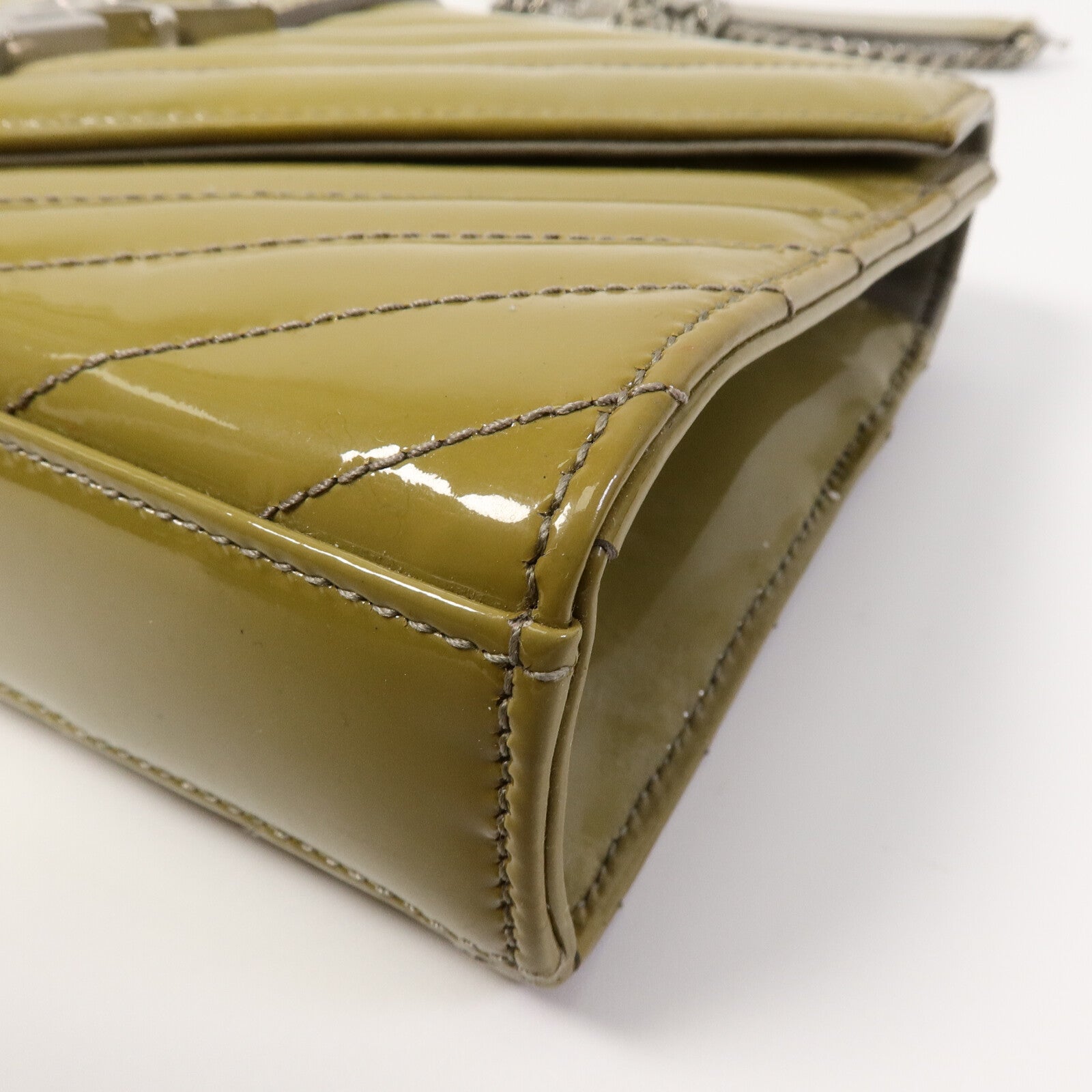 YVES SAINT LAURENT 漆皮皮革Shoulder Bag鏈帶肩背袋