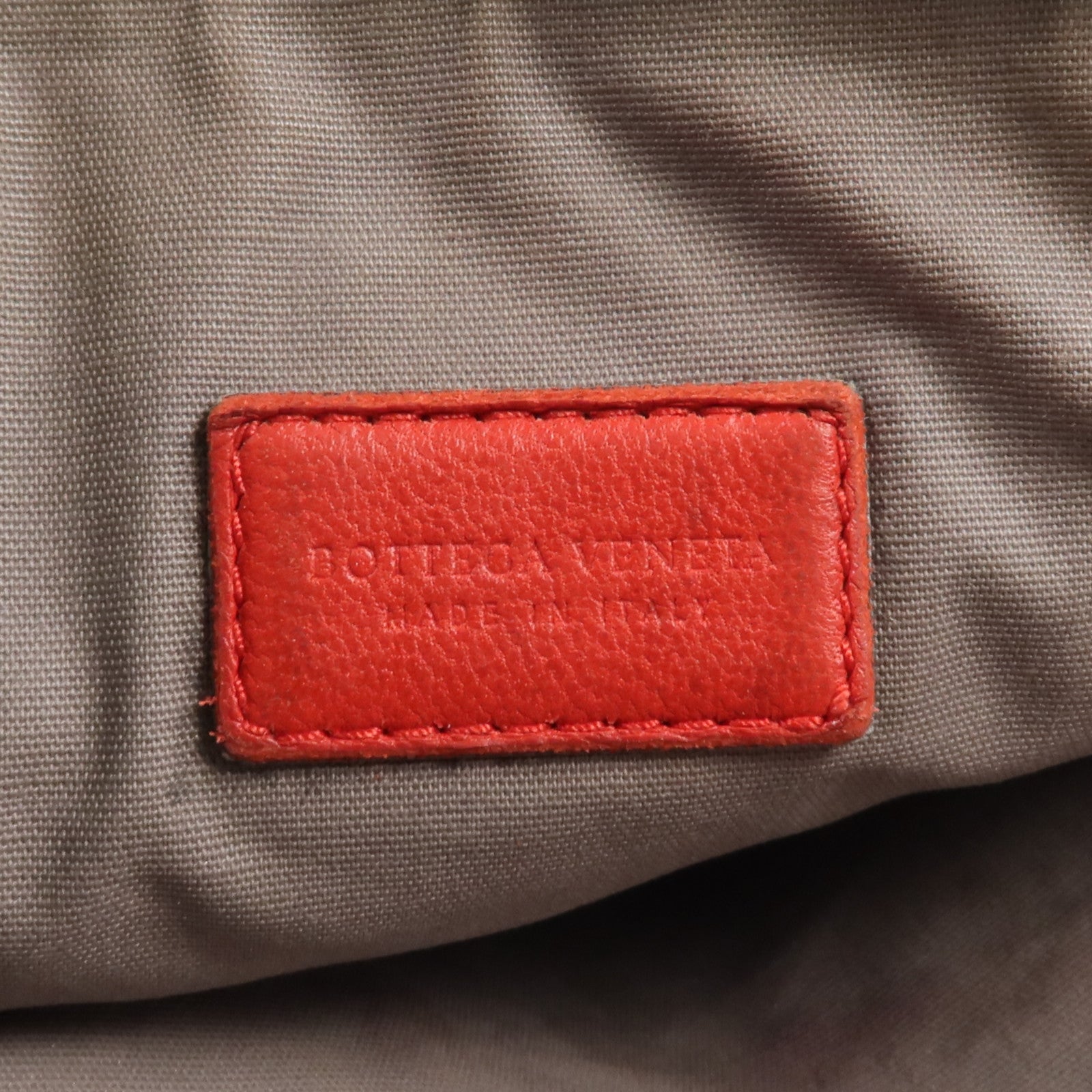 BOTTEGA VENETA 羊皮皮革lntrecciato Pouch手拿包