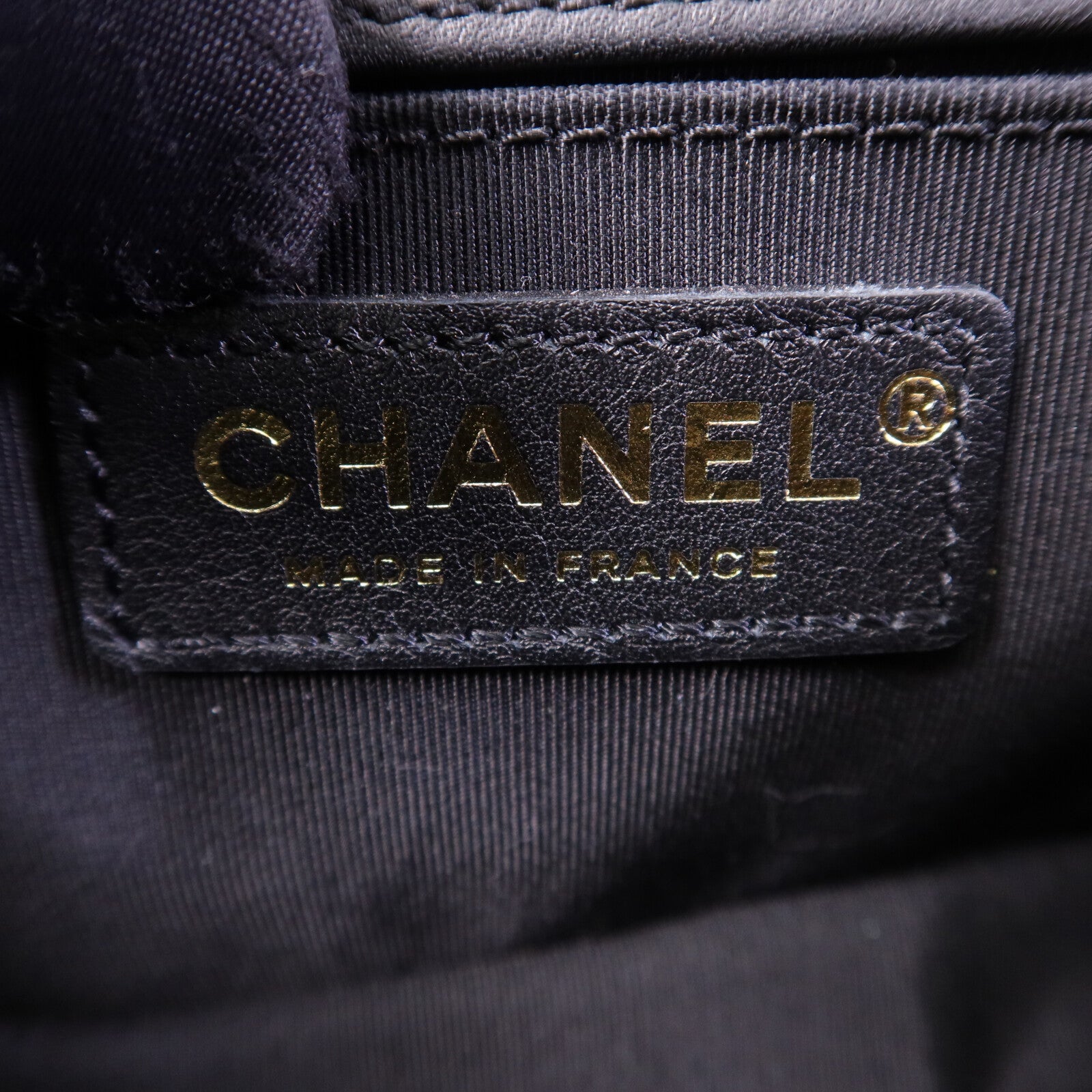 CHANEL 牛皮皮革Boy 20金扣鏈帶肩背袋