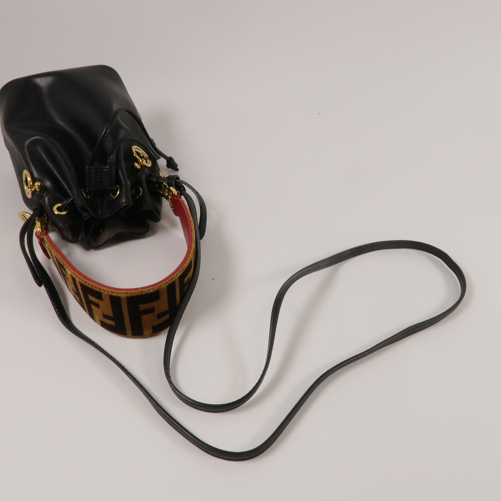 FENDI 牛皮皮革Mini Mon Tresor手挽肩背兩用袋