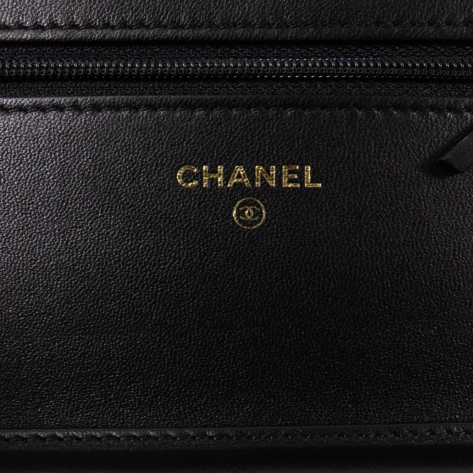 CHANEL 羊皮皮革WOC Wallet On Chain鏈帶肩背袋