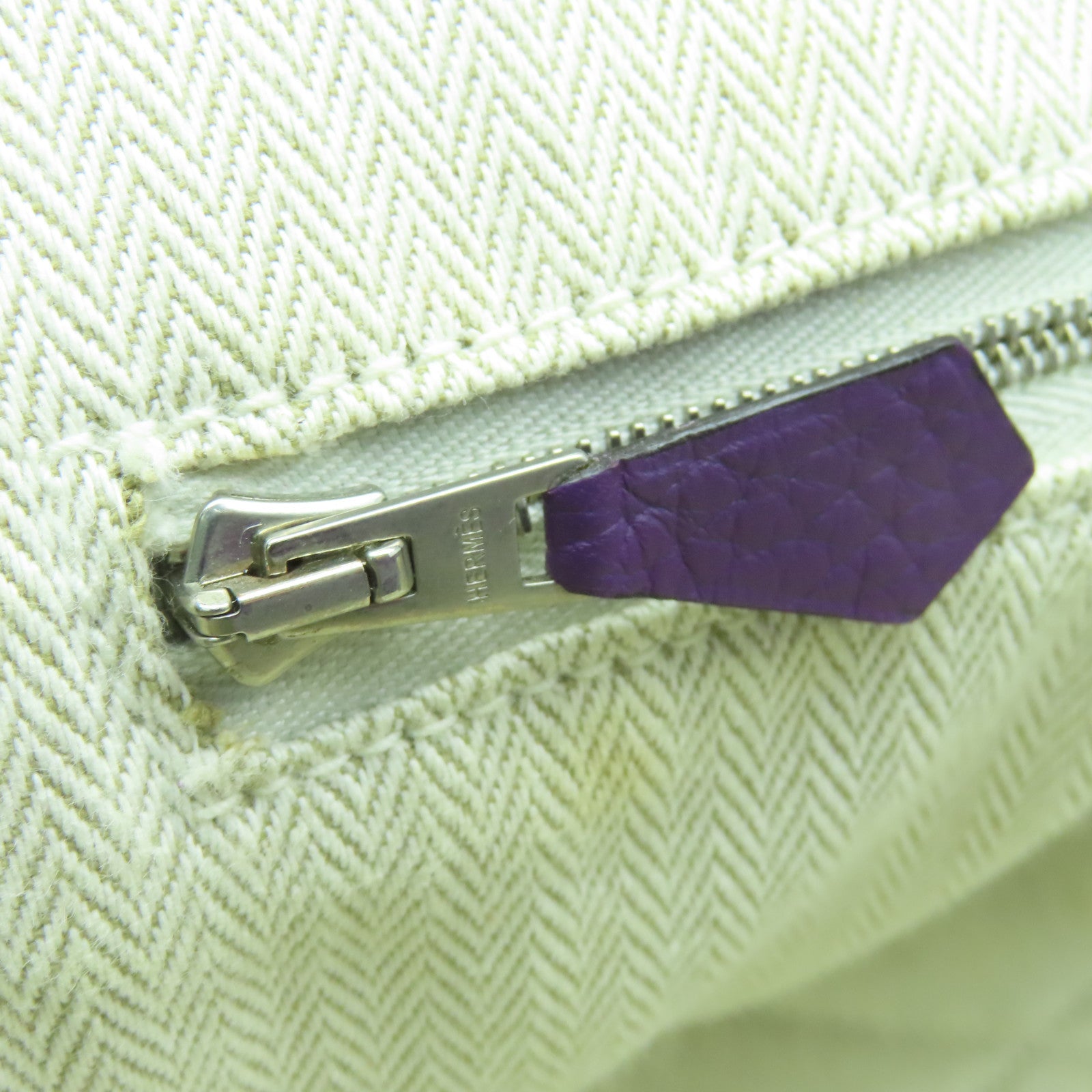 HERMES Clemence皮革Victolia银扣肩背袋Ultraviolet紫色