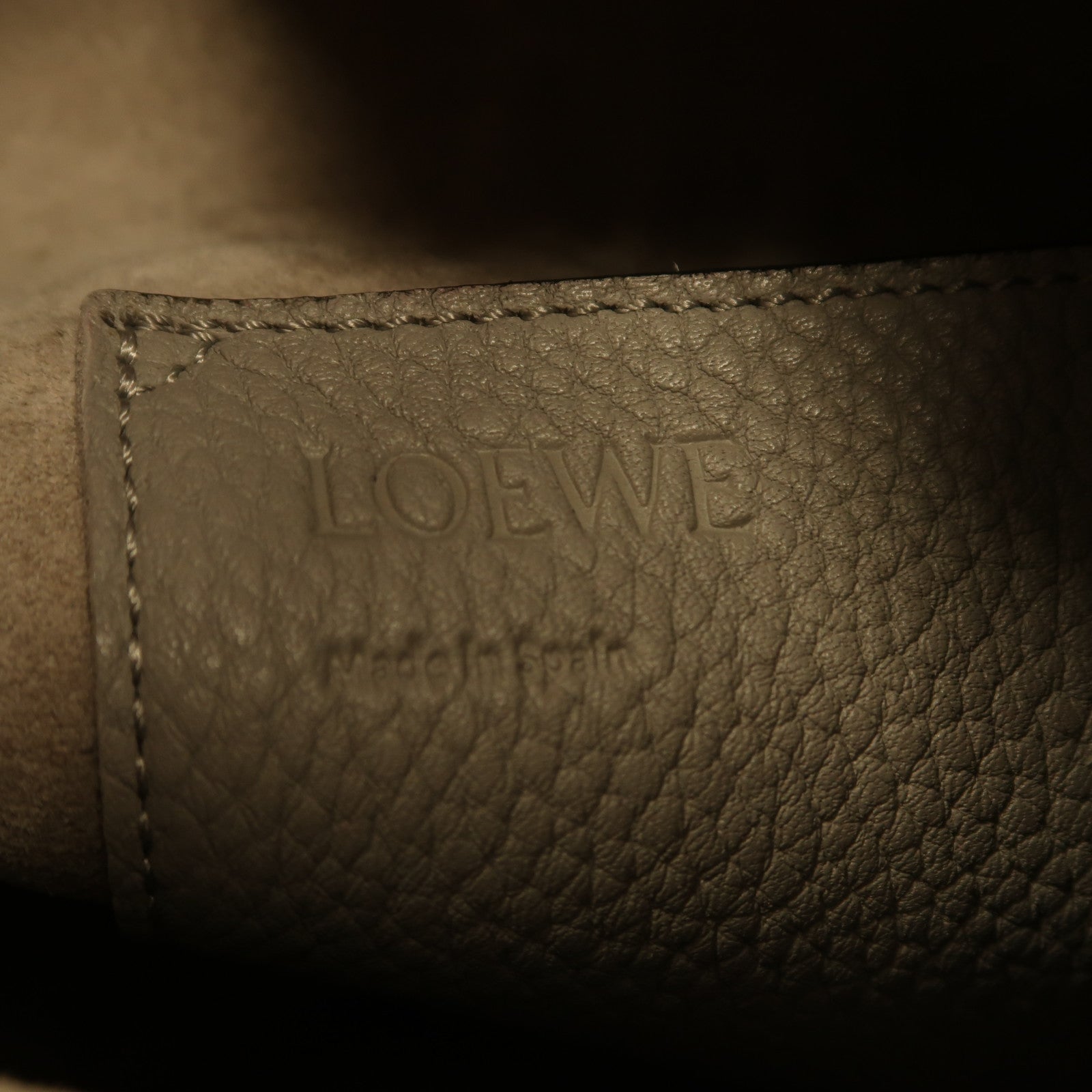 LOEWE 牛皮皮革Balloon Medium Bucket銀扣手挽肩背兩用袋灰色