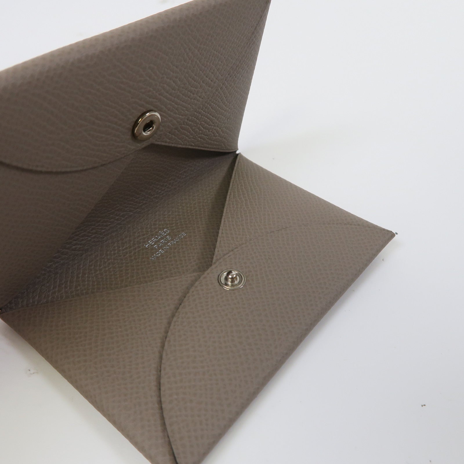 HERMES Epsom皮革Calvi銀扣卡片套大象灰色