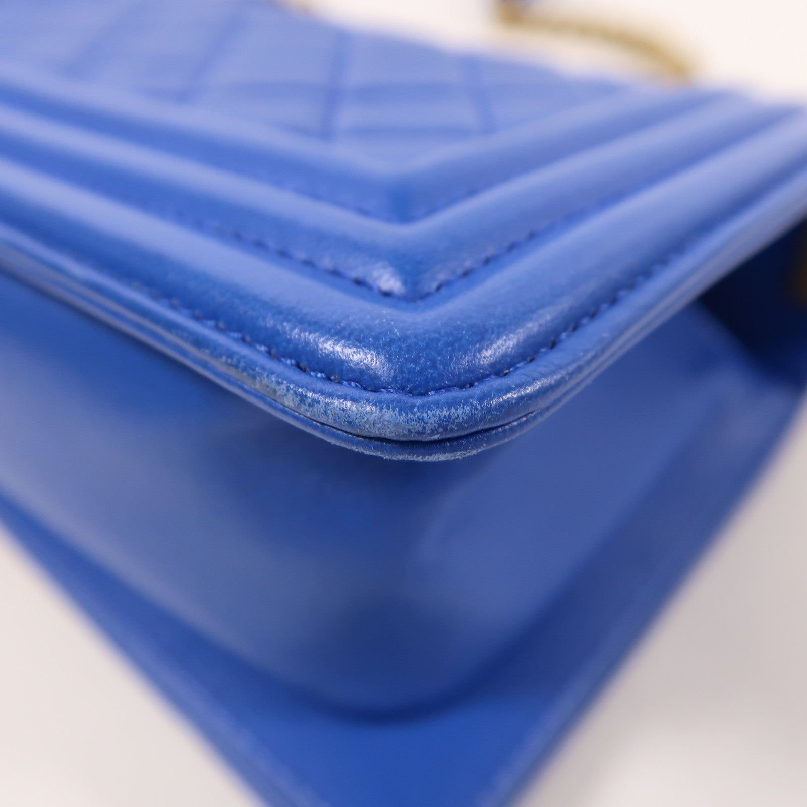 CHANEL 羊皮皮革Boy 20金扣鏈帶肩背袋