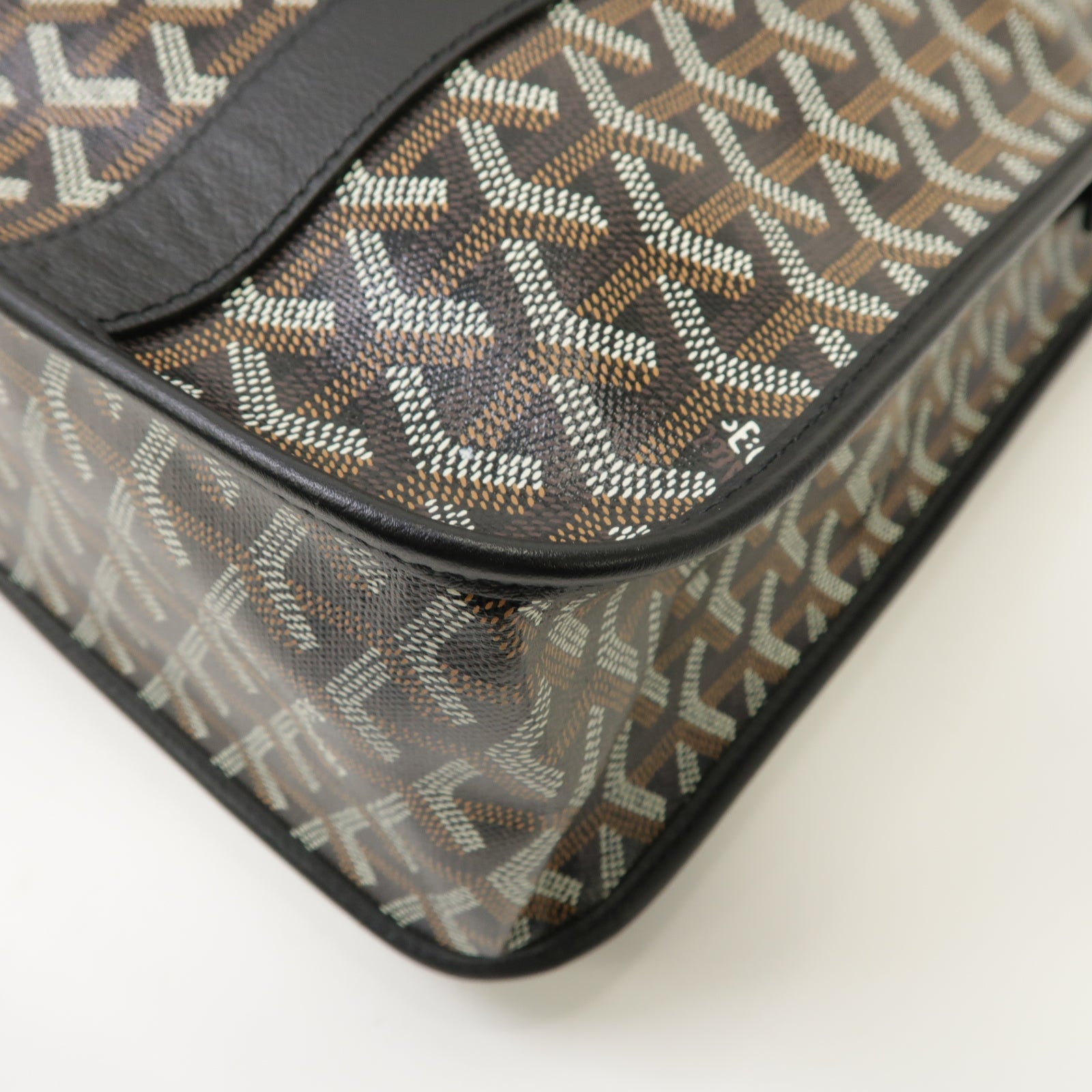 GOYARD 塗層帆布Bourgogne銀扣肩背袋啡色