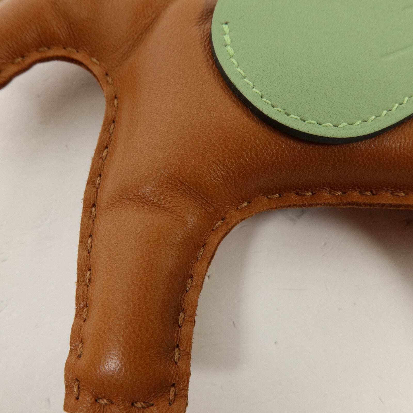 HERMES Milo/Swift皮革Rodeo Pegase MM掛飾Vert Criquet/Nata/Gold