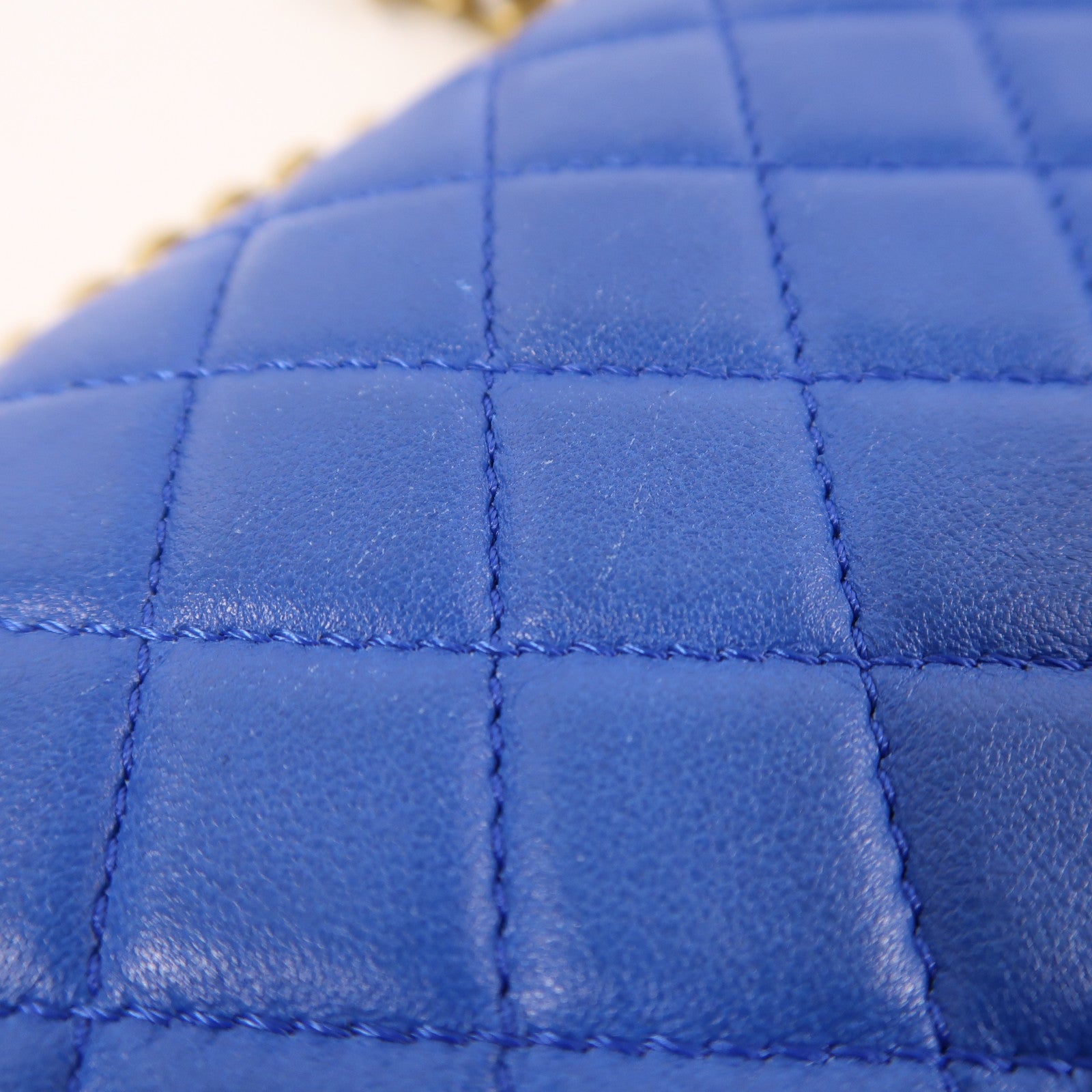 CHANEL 羊皮皮革Boy 20金扣鏈帶肩背袋