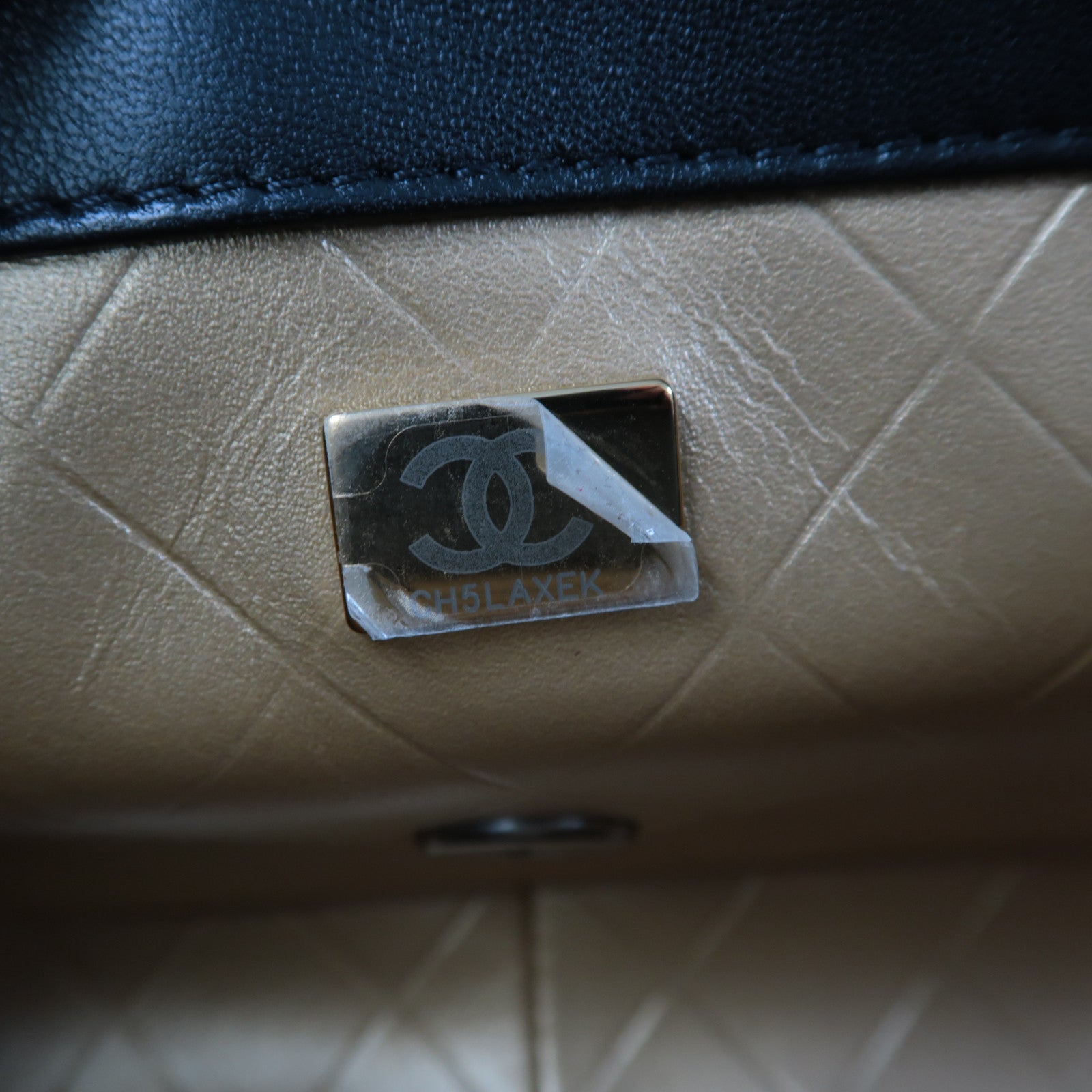 CHANEL 【激減優惠】菱格牛皮皮革Pearl Hairpin Badge Bag鏈帶肩背袋黑色