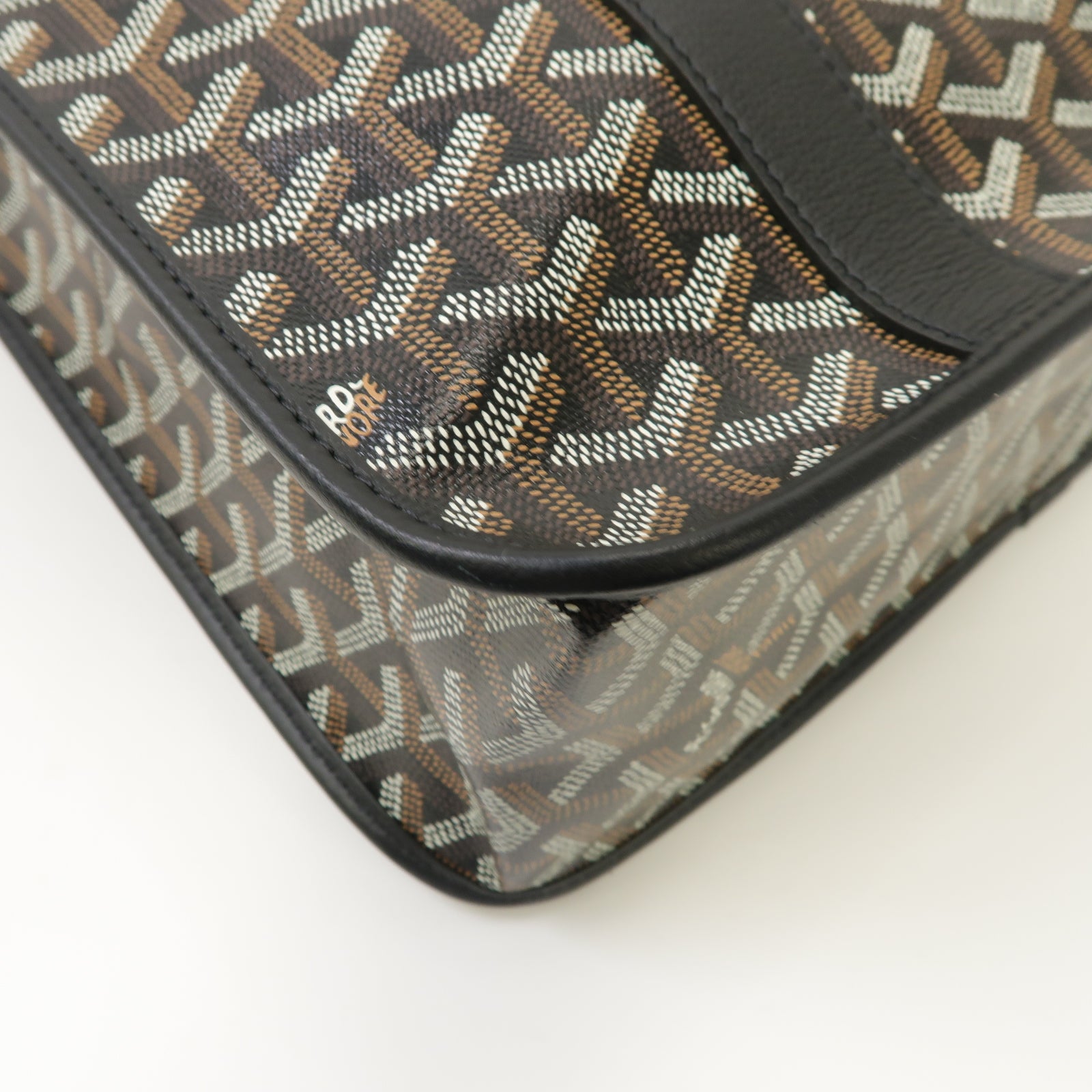 GOYARD 塗層帆布Bourgogne銀扣肩背袋啡色